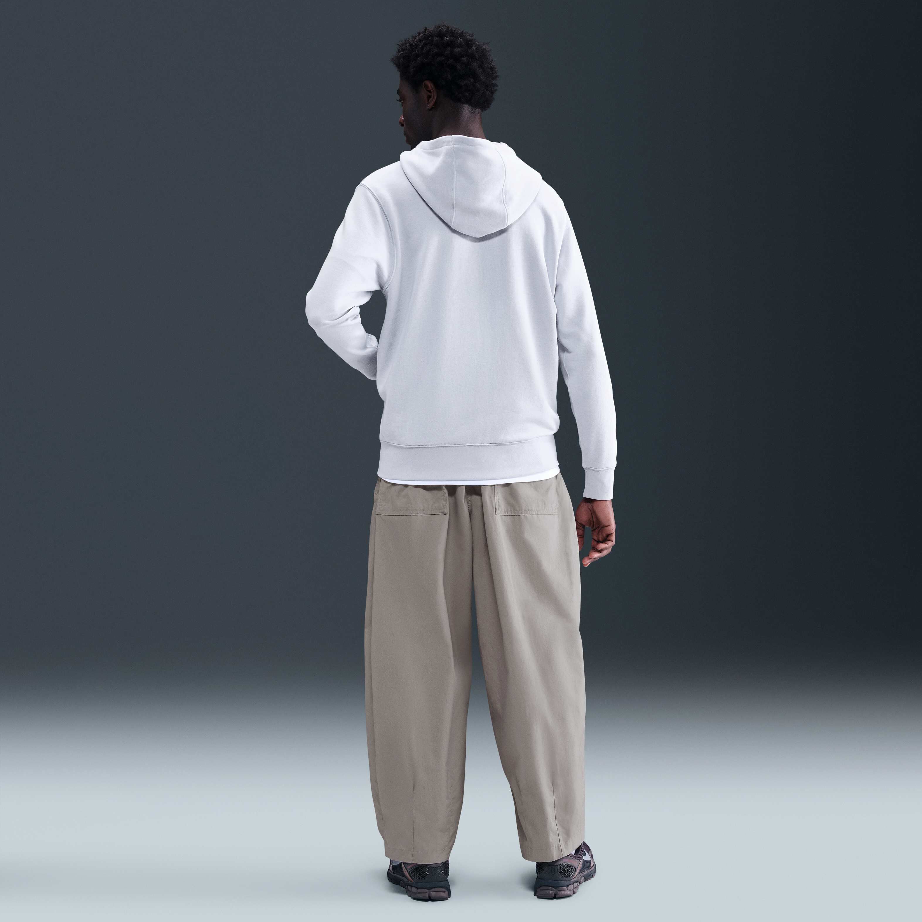 نايكي كلوب image number 3