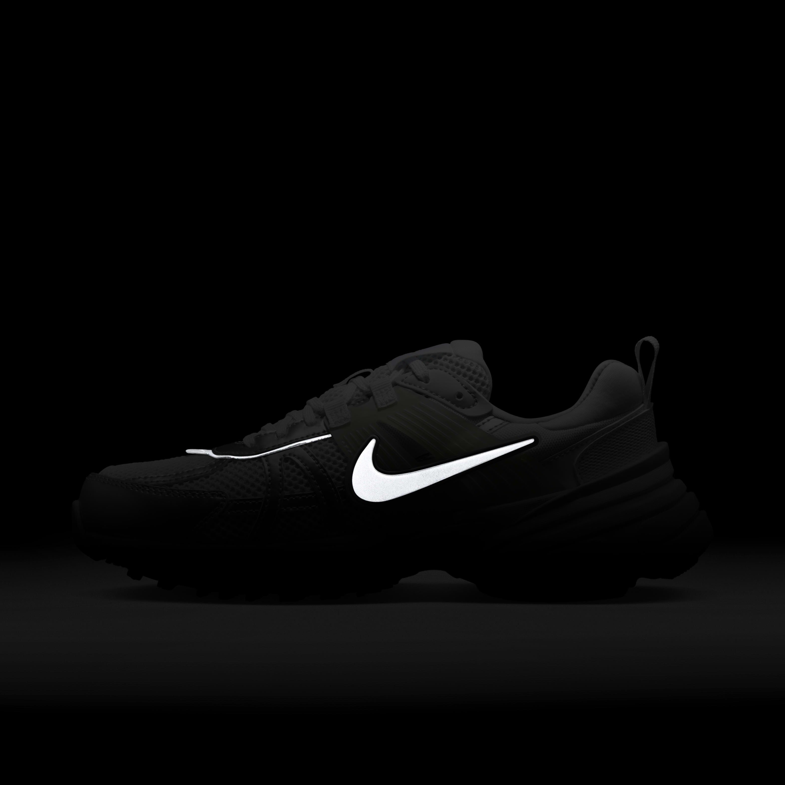 Nike V2K Run image number 11