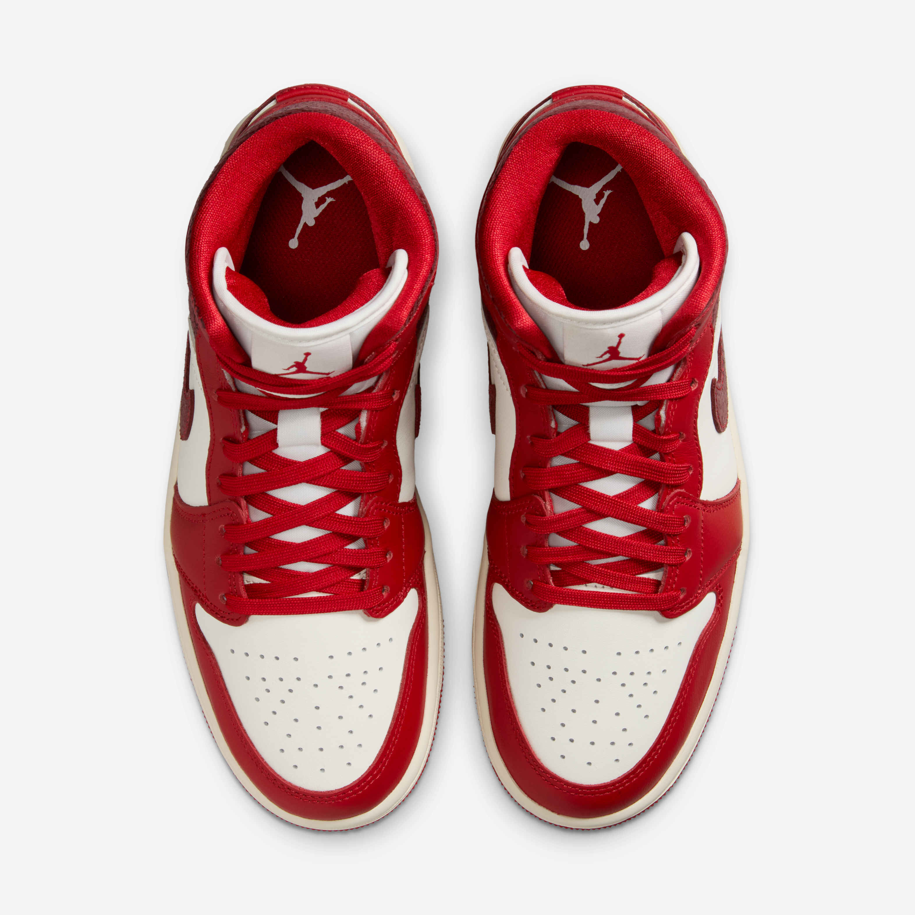 Air Jordan 1 Mid SE image number 3