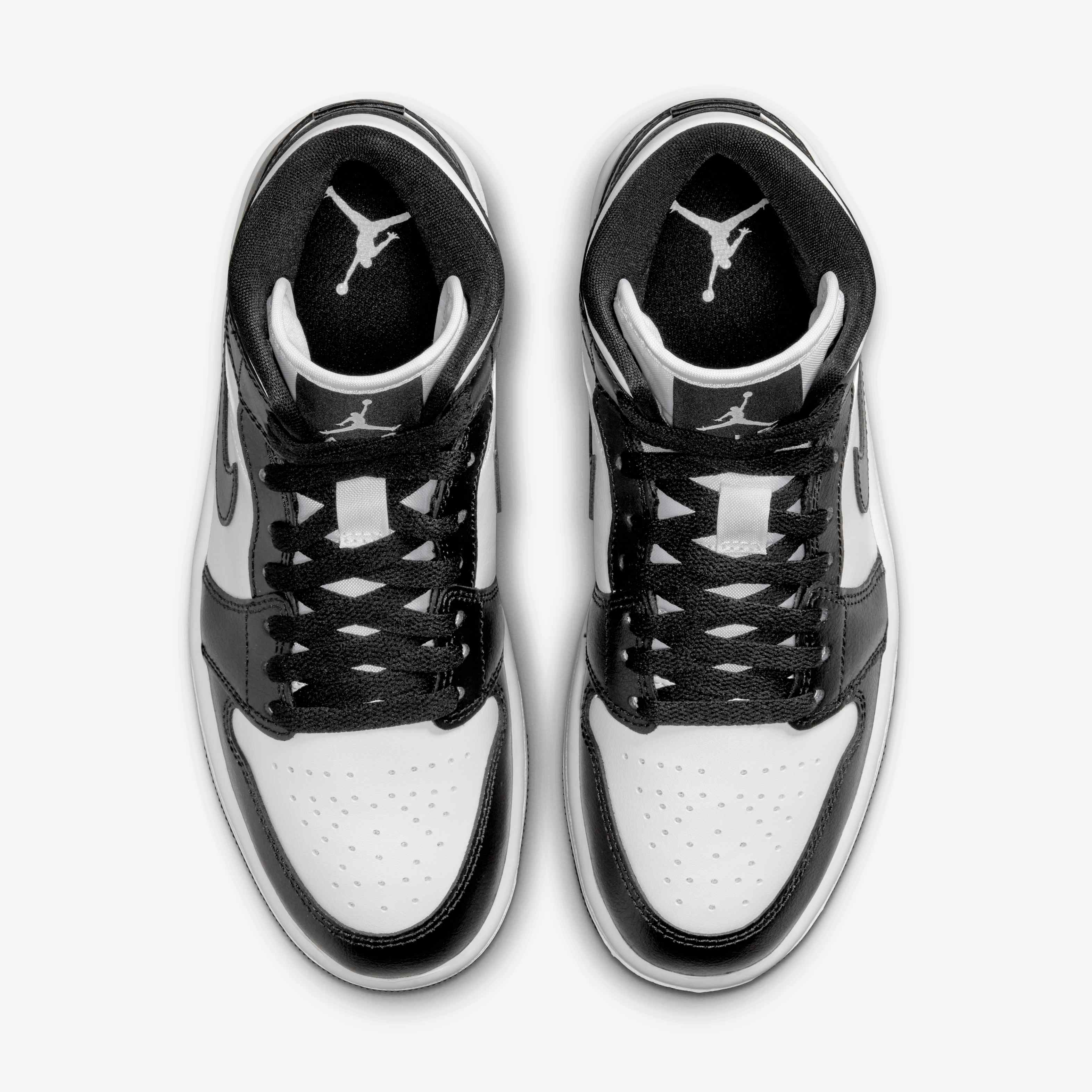 Air Jordan 1 Mid image number 3