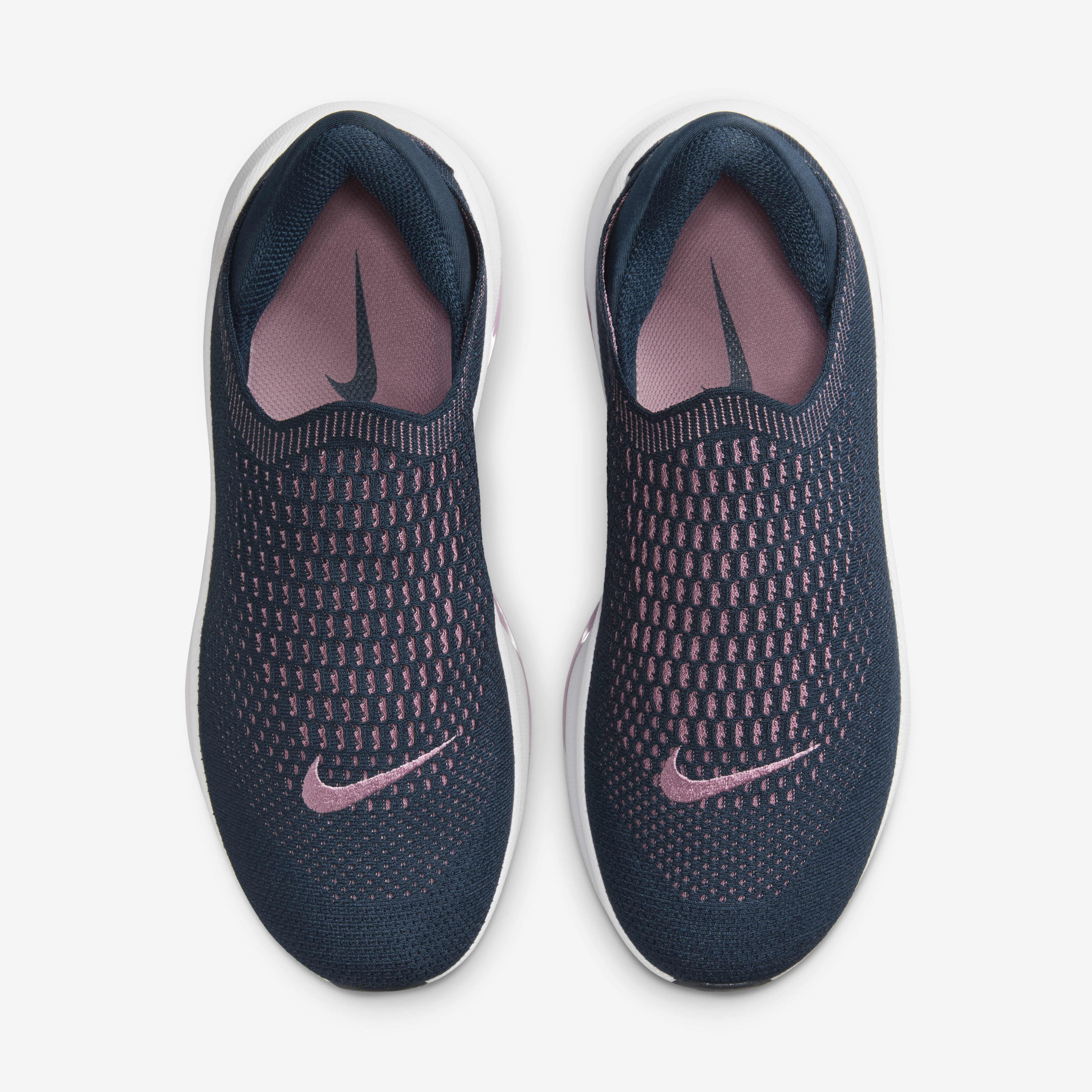 Nike Reina EasyOn image number 3