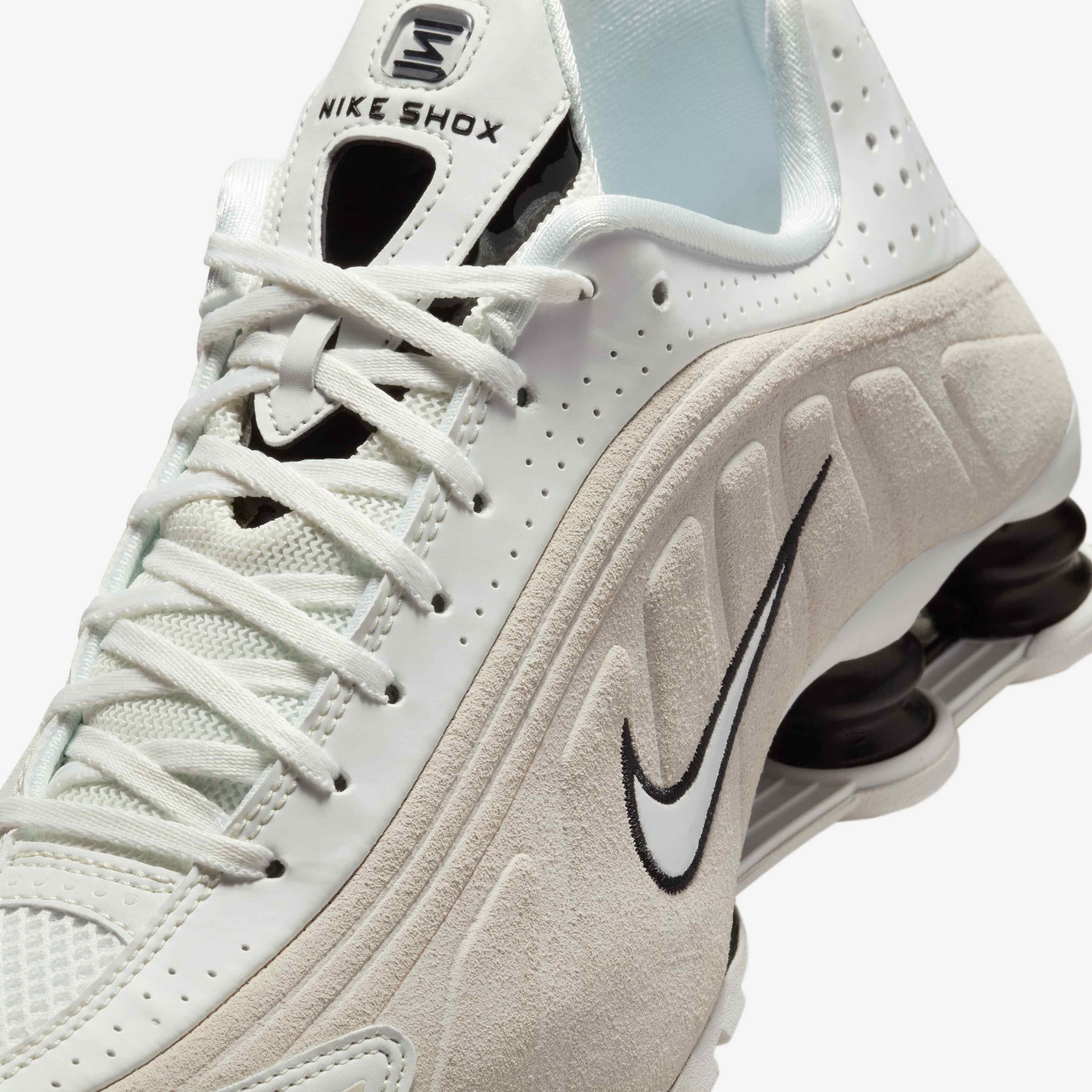 Nike Shox R4 image number 6