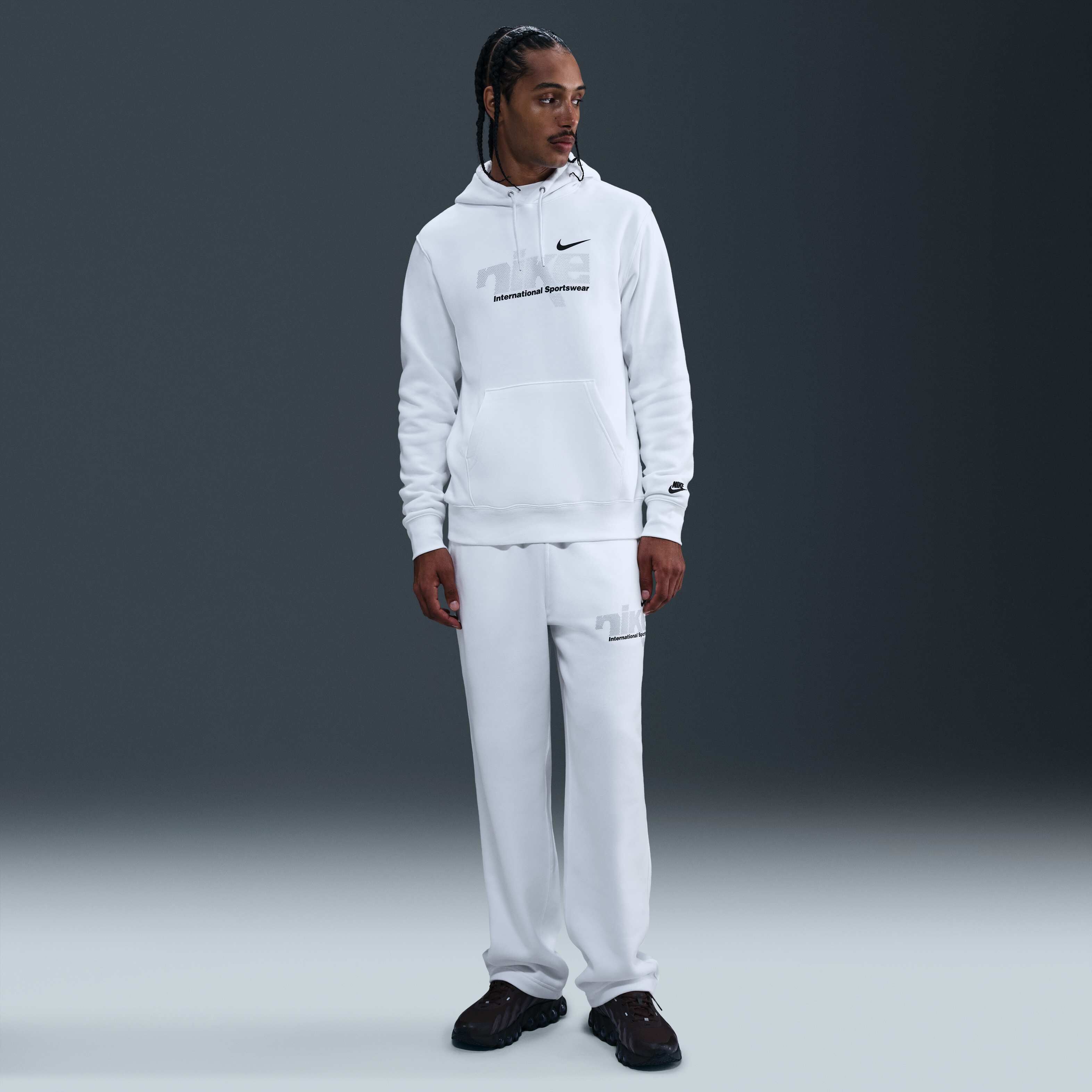 Nike Sportswear Club image number 3
