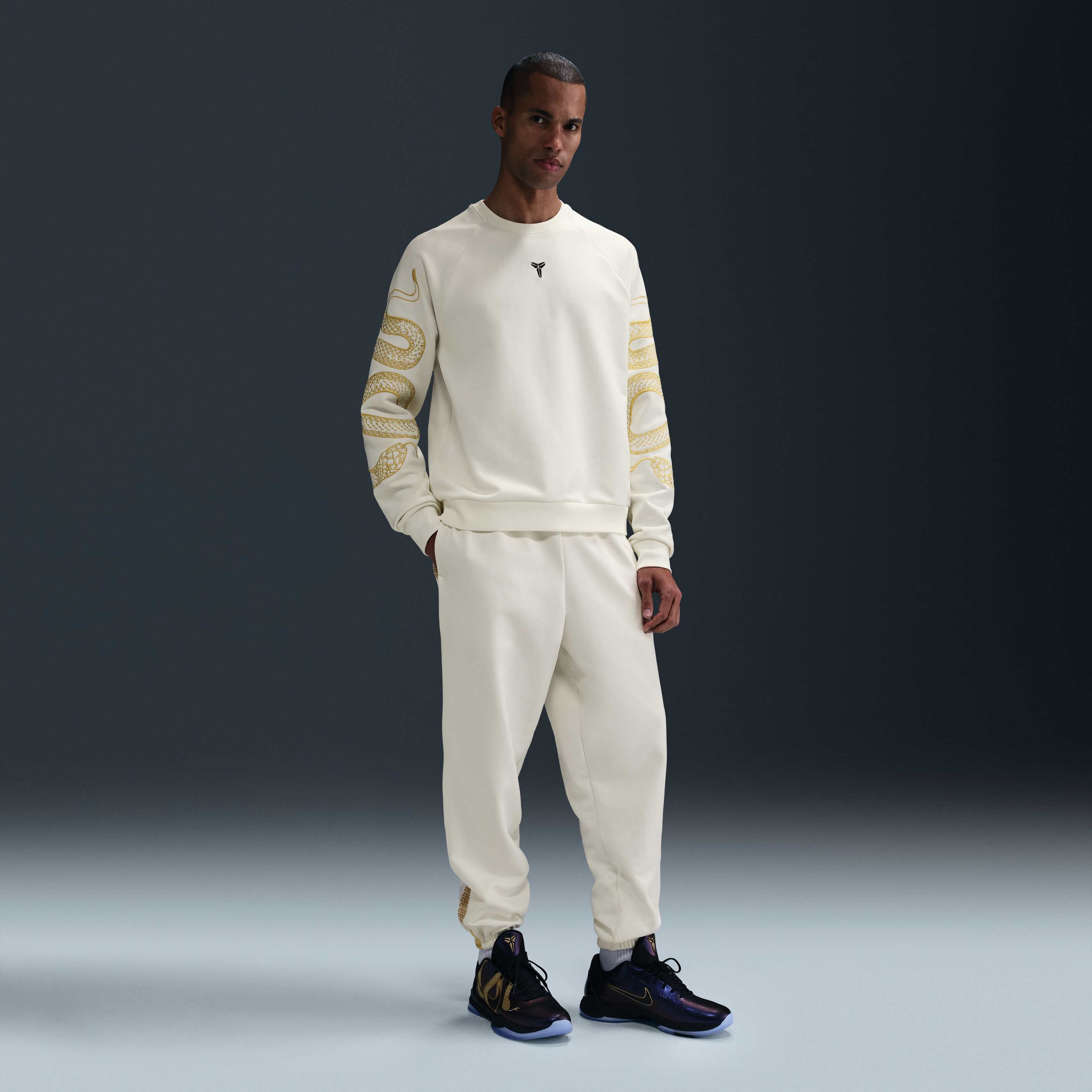 コービー kobe マンバ Therma-fit クルーネック XL Kobe Therma-FIT Basketball Crew – WOODstack