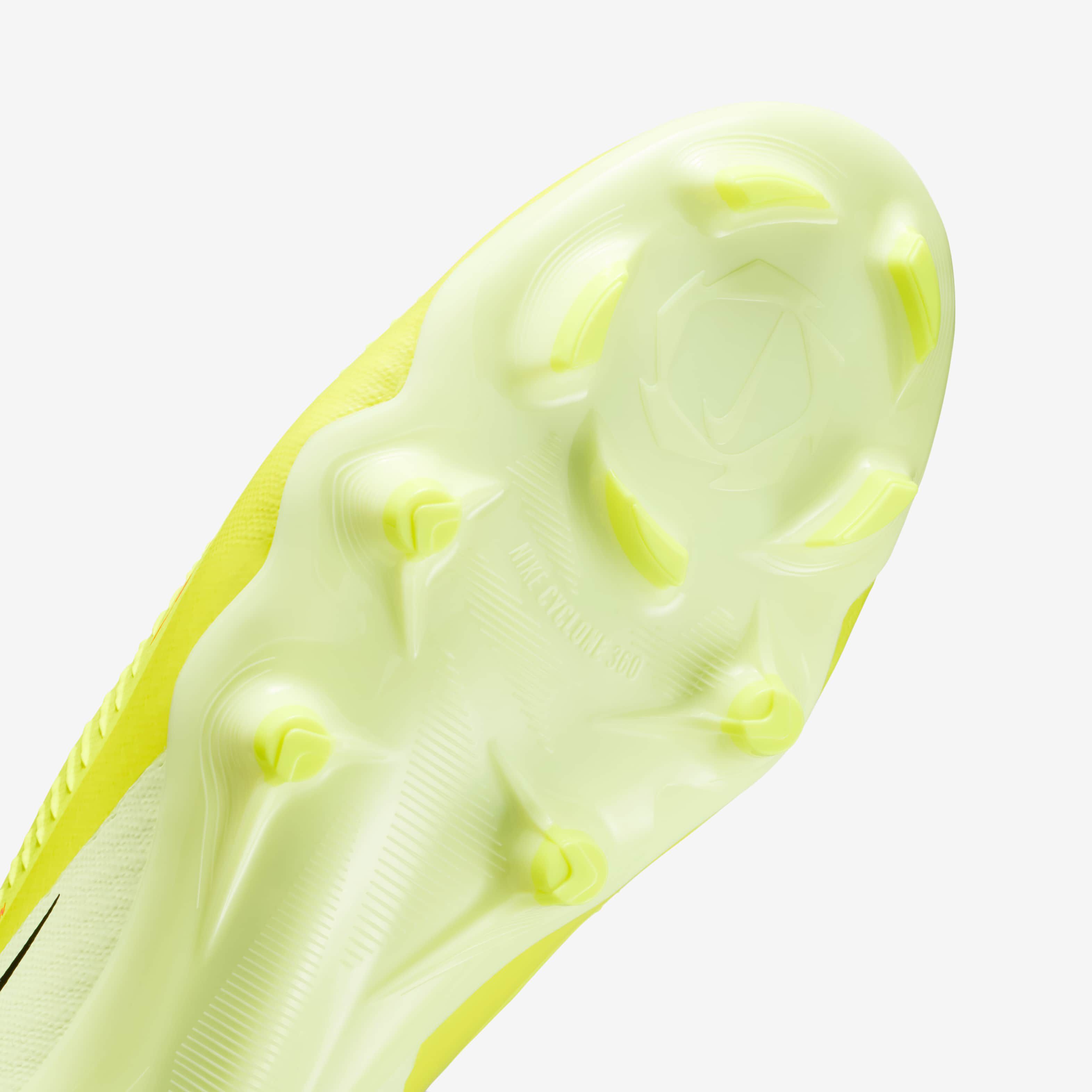 Nike Phantom 6 Low Academy image number 6