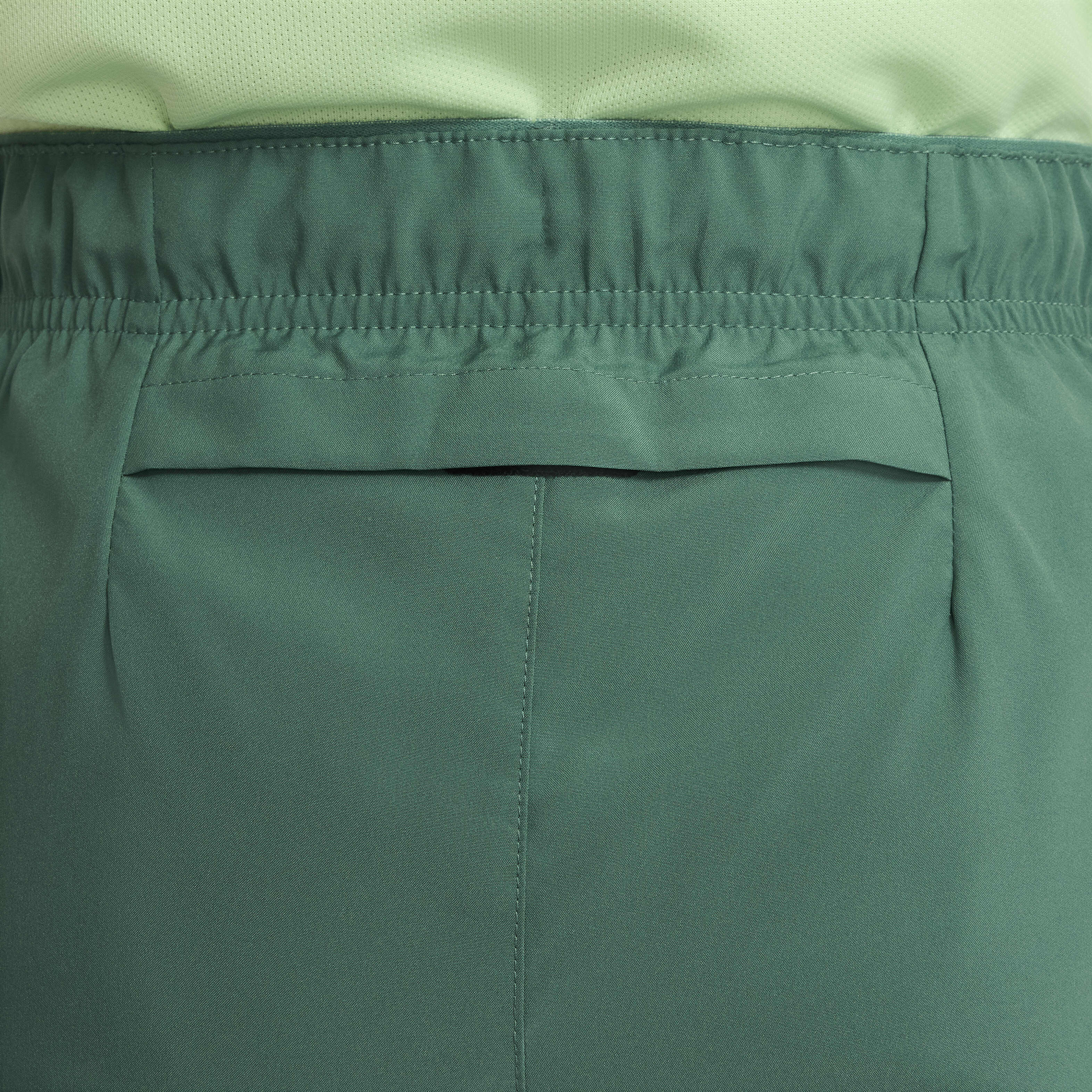 Nike Dri-FIT Challenger image number 6