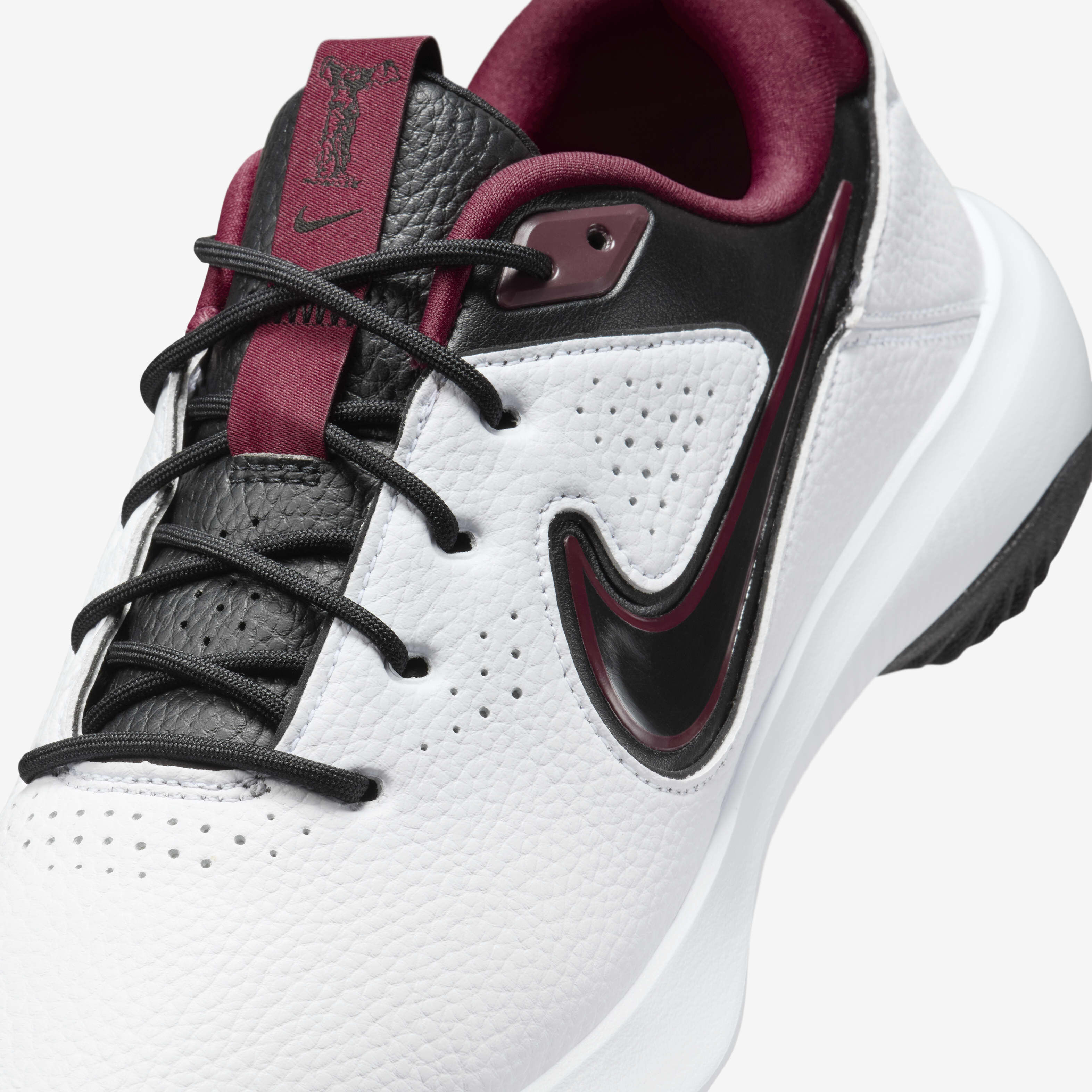 Nike Victory Pro 3 image number 7