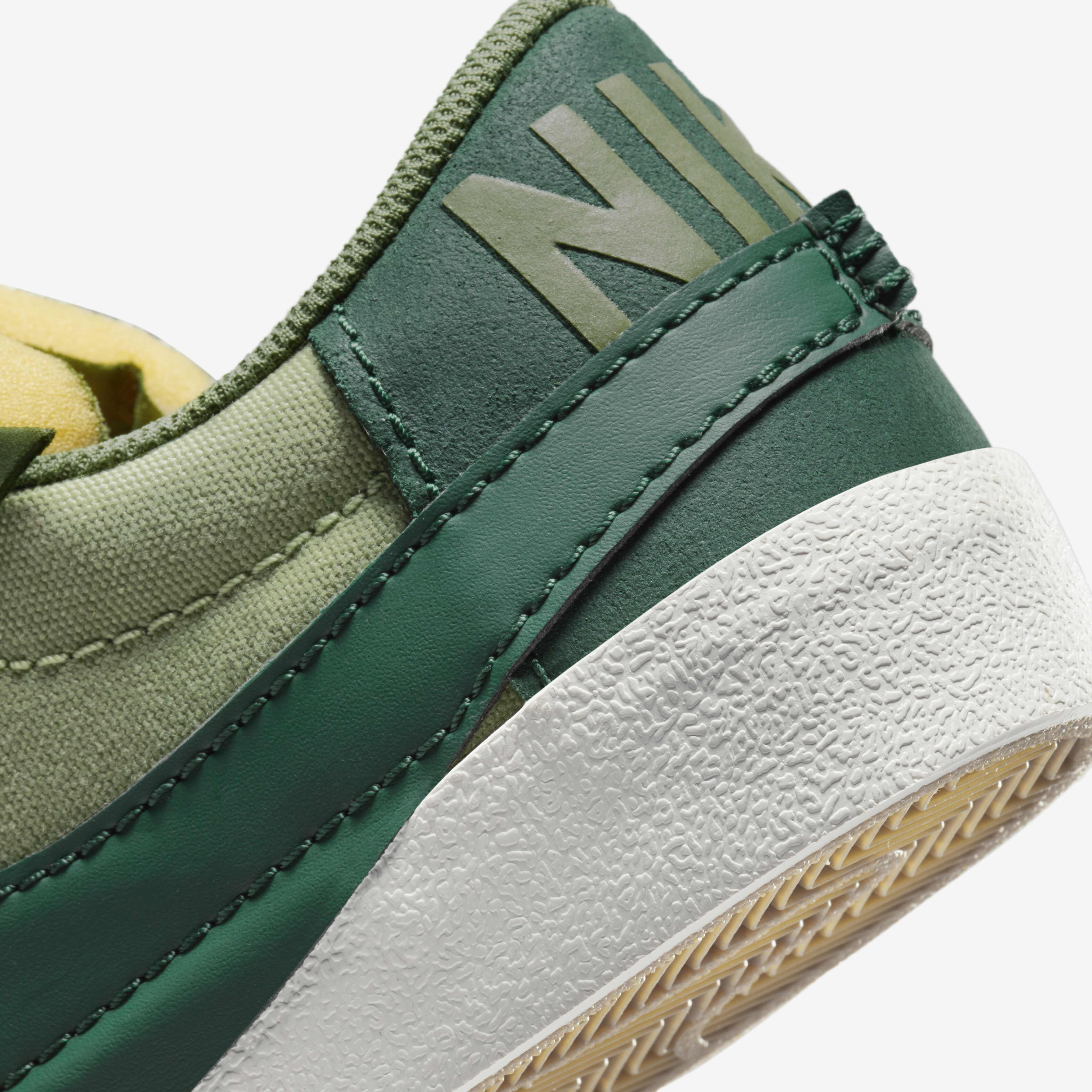 Nike Blazer Low '77 Jumbo image number 7