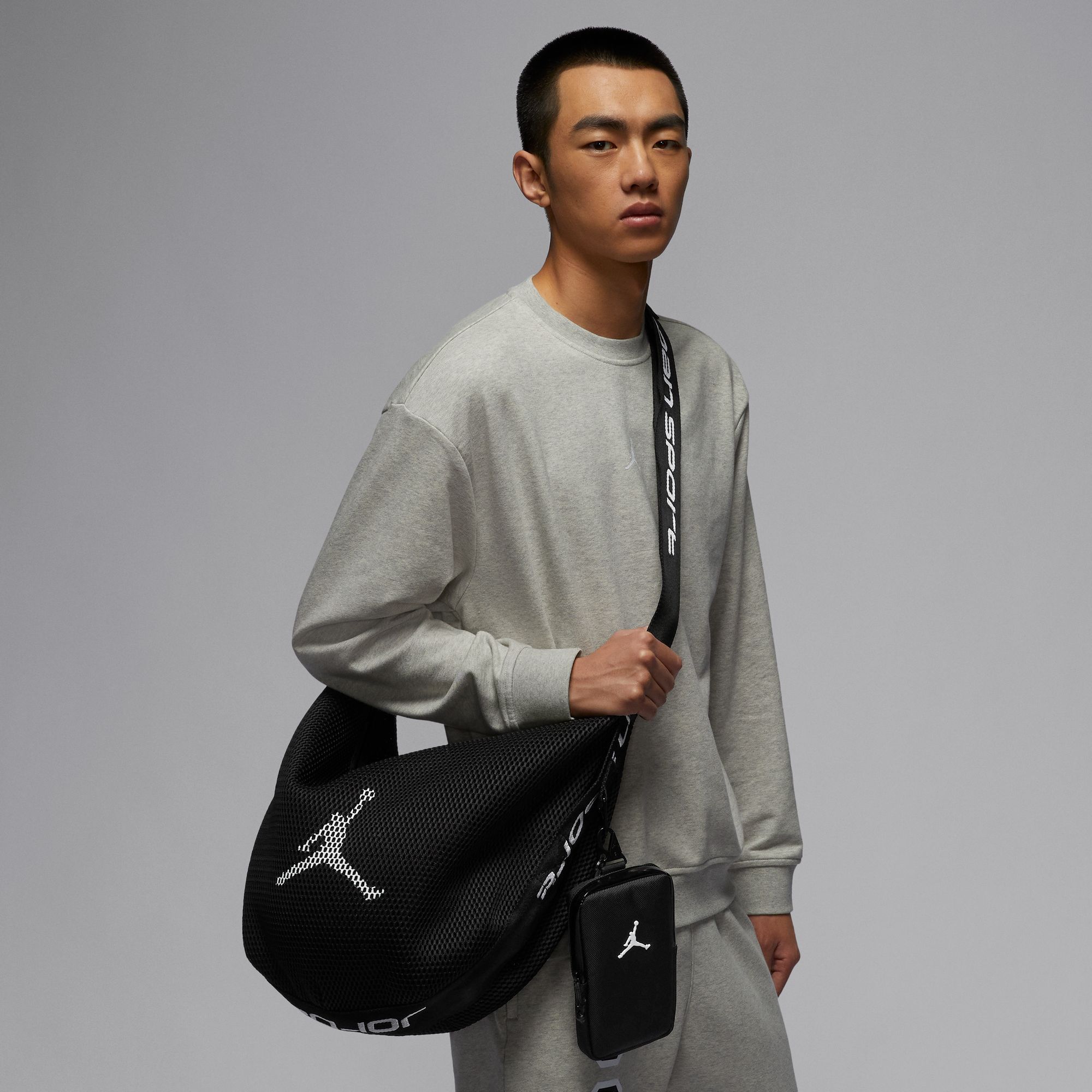 Nike air jordan sling bag hot sale