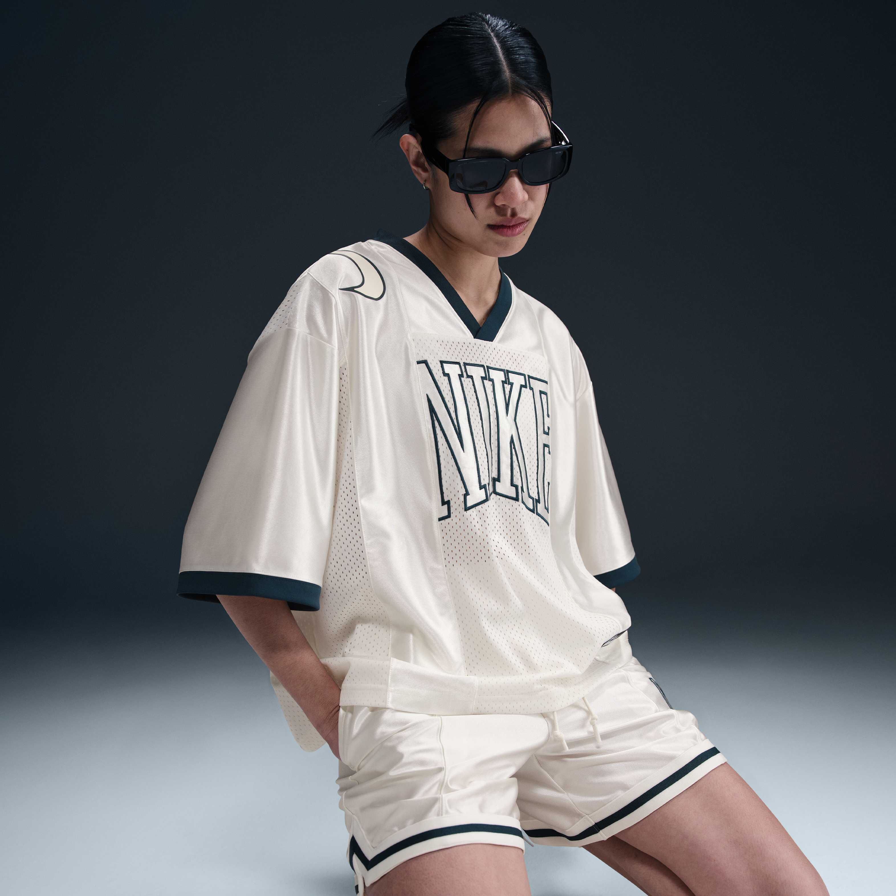 نايكي سبورتسوير ستريت image number 2