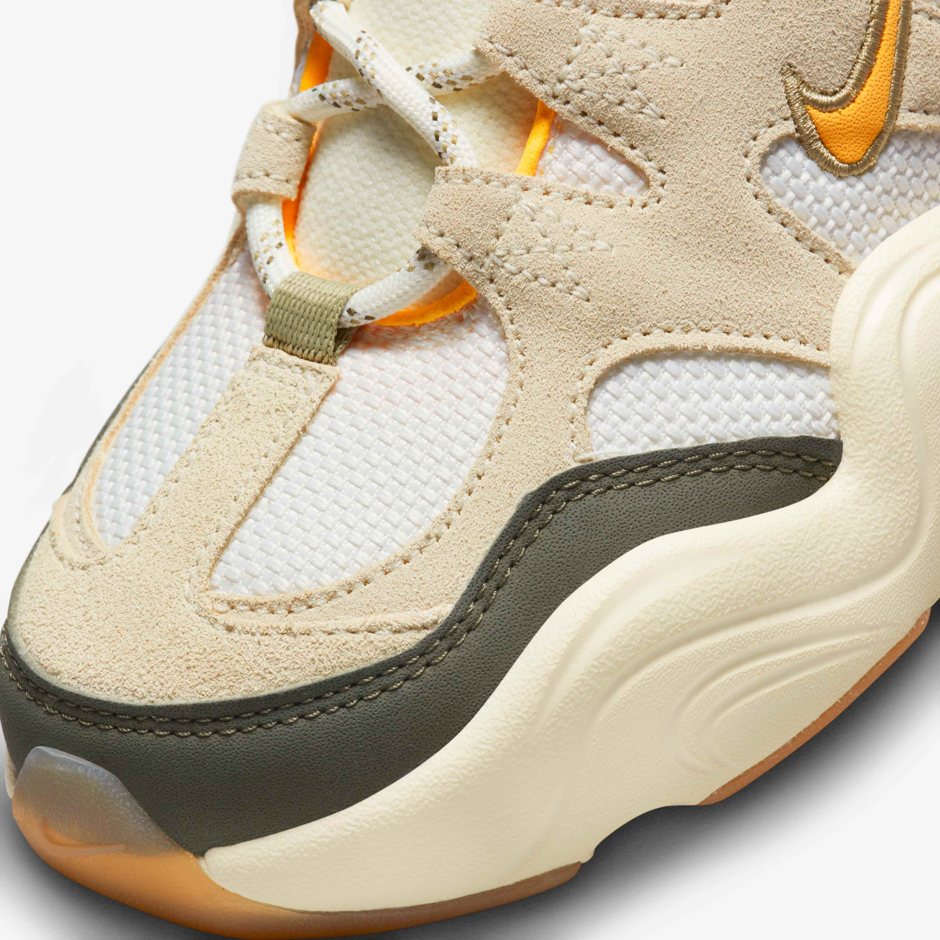 نايكي تك هيرا image number 7