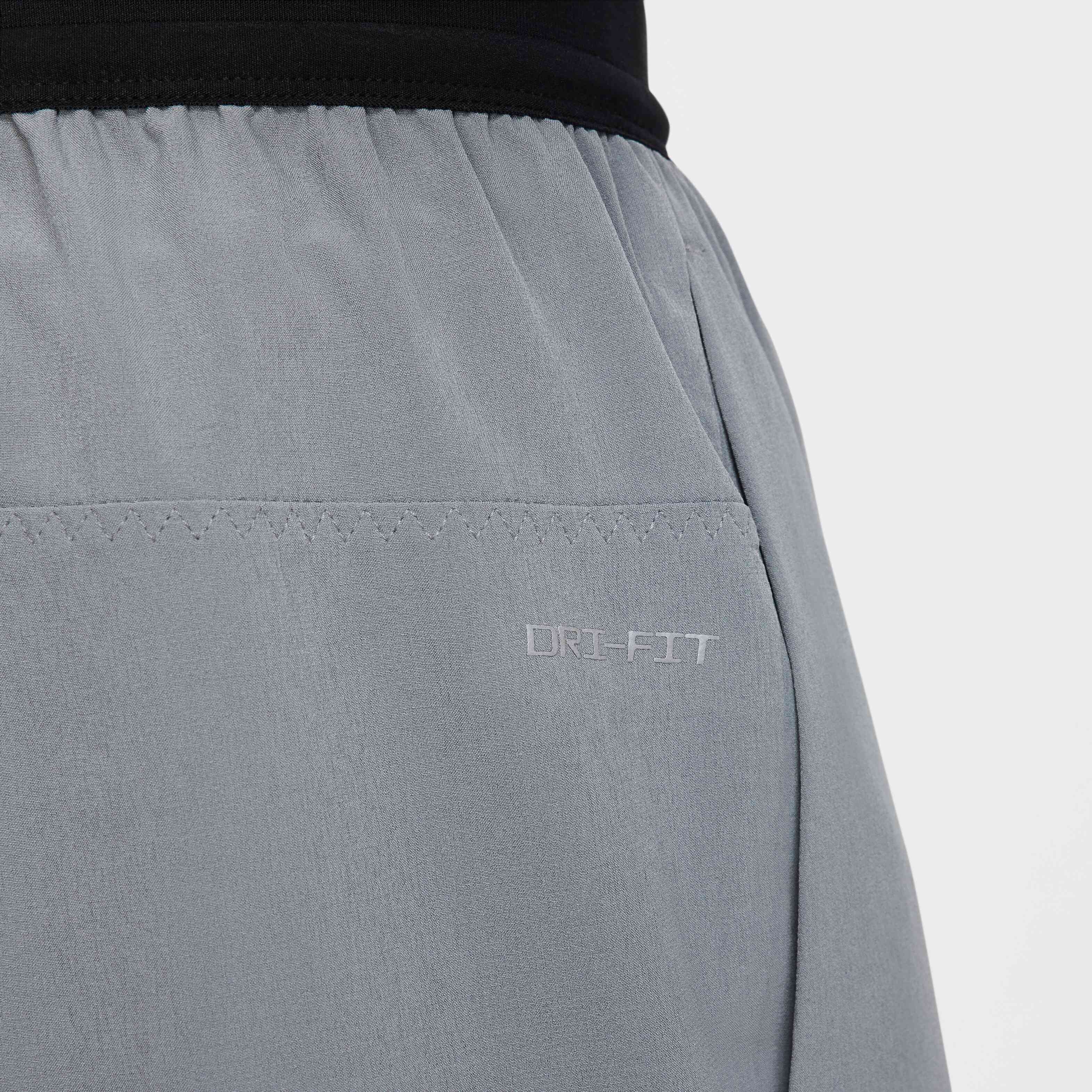 Nike Air Max image number 5