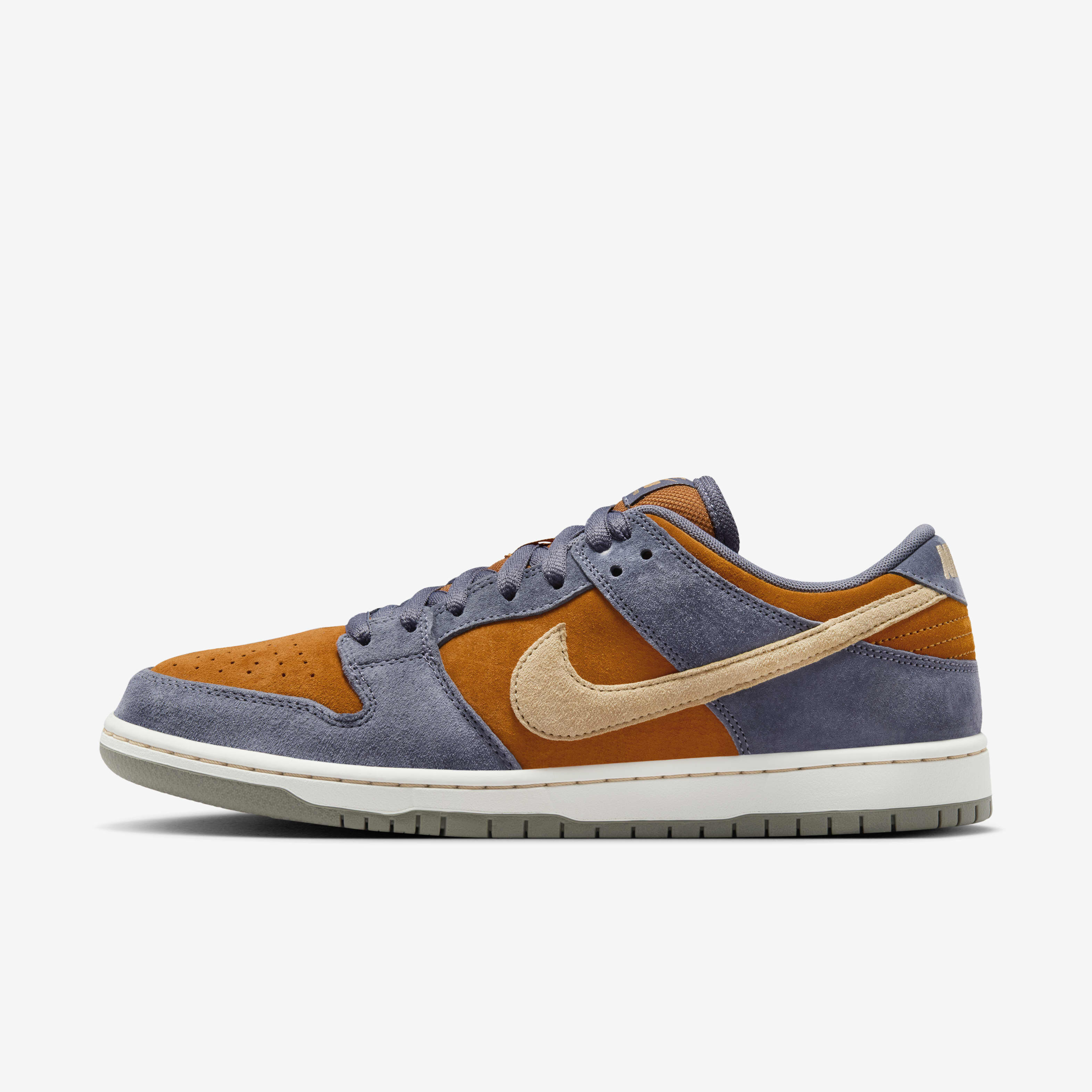 Nike SB Dunk Low Pro image number 0