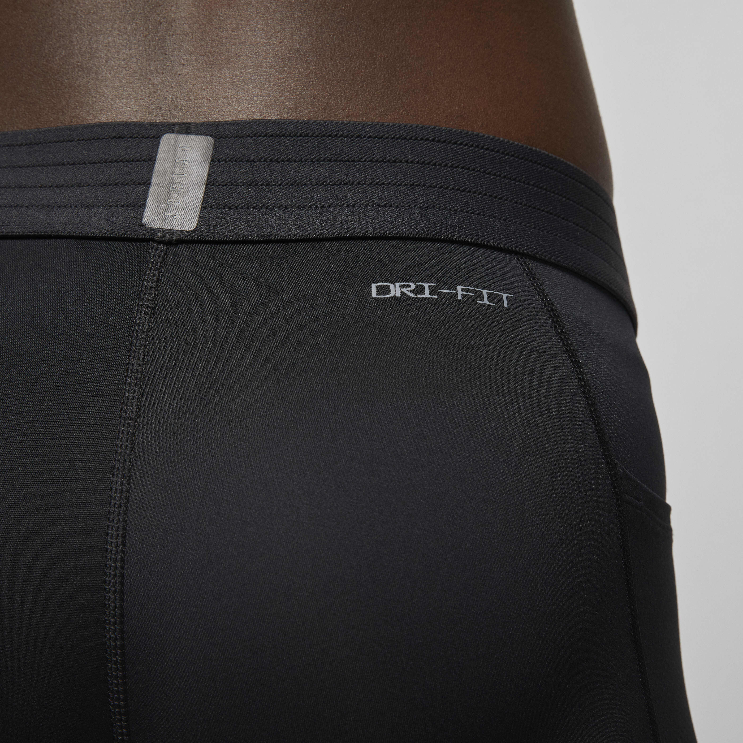 جوردن دراي-فت سبورت image number 5