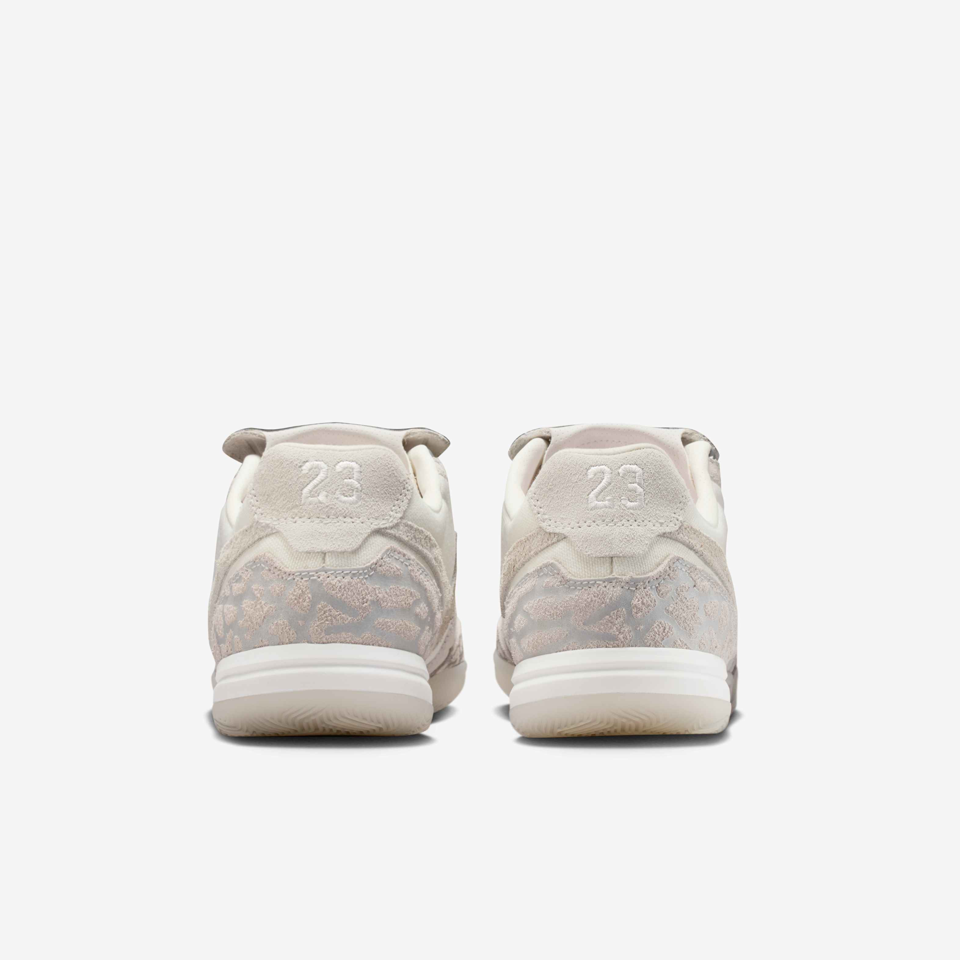 Jordan Tiempo Streetgato SE image number 5