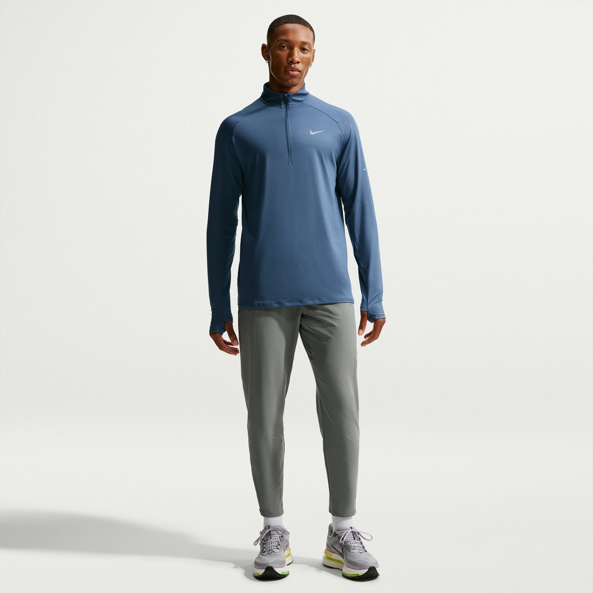 Nike Stride image number 0