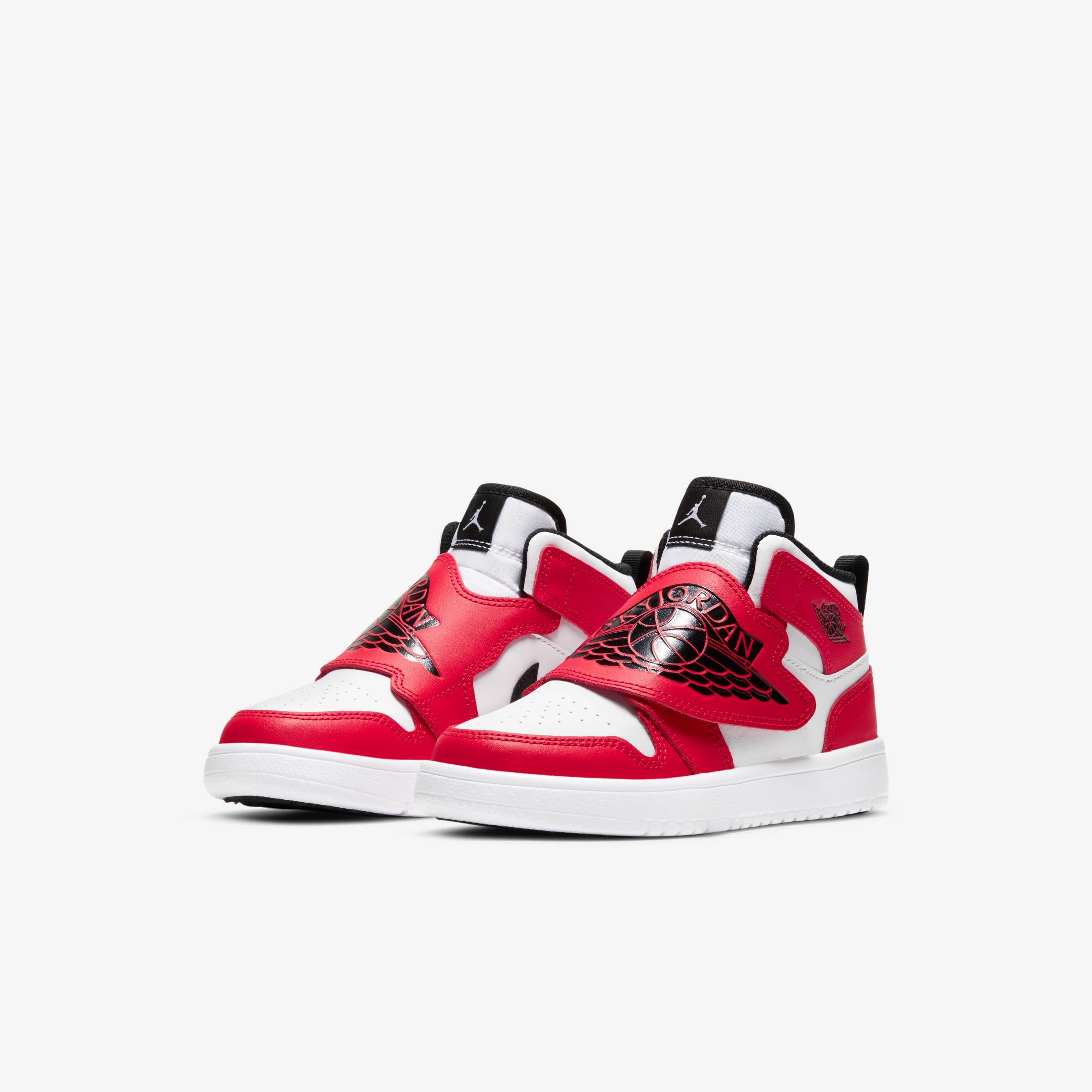 Sky Jordan 1 image number 4