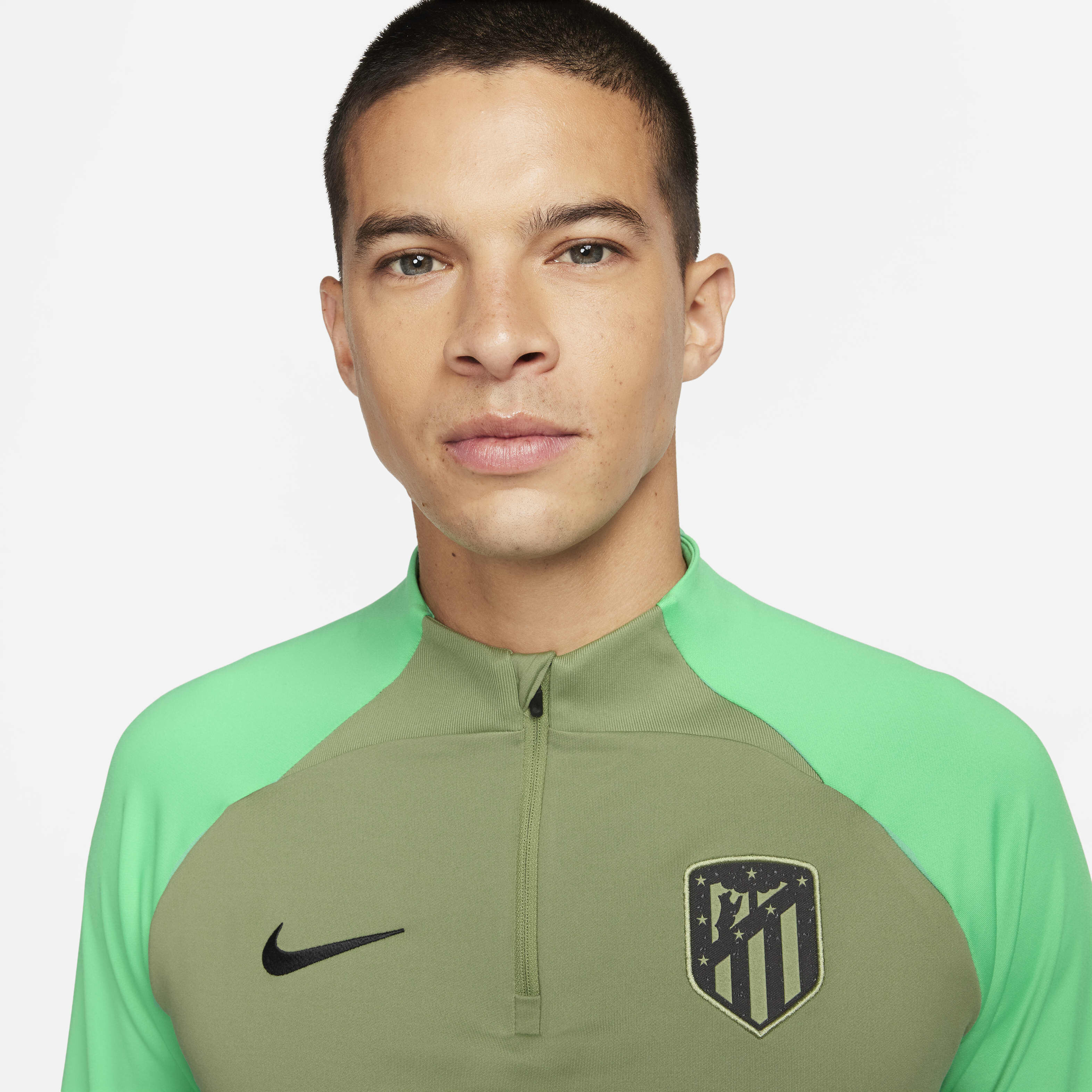 Atl&eacute;tico de Madrid Strike image number 2