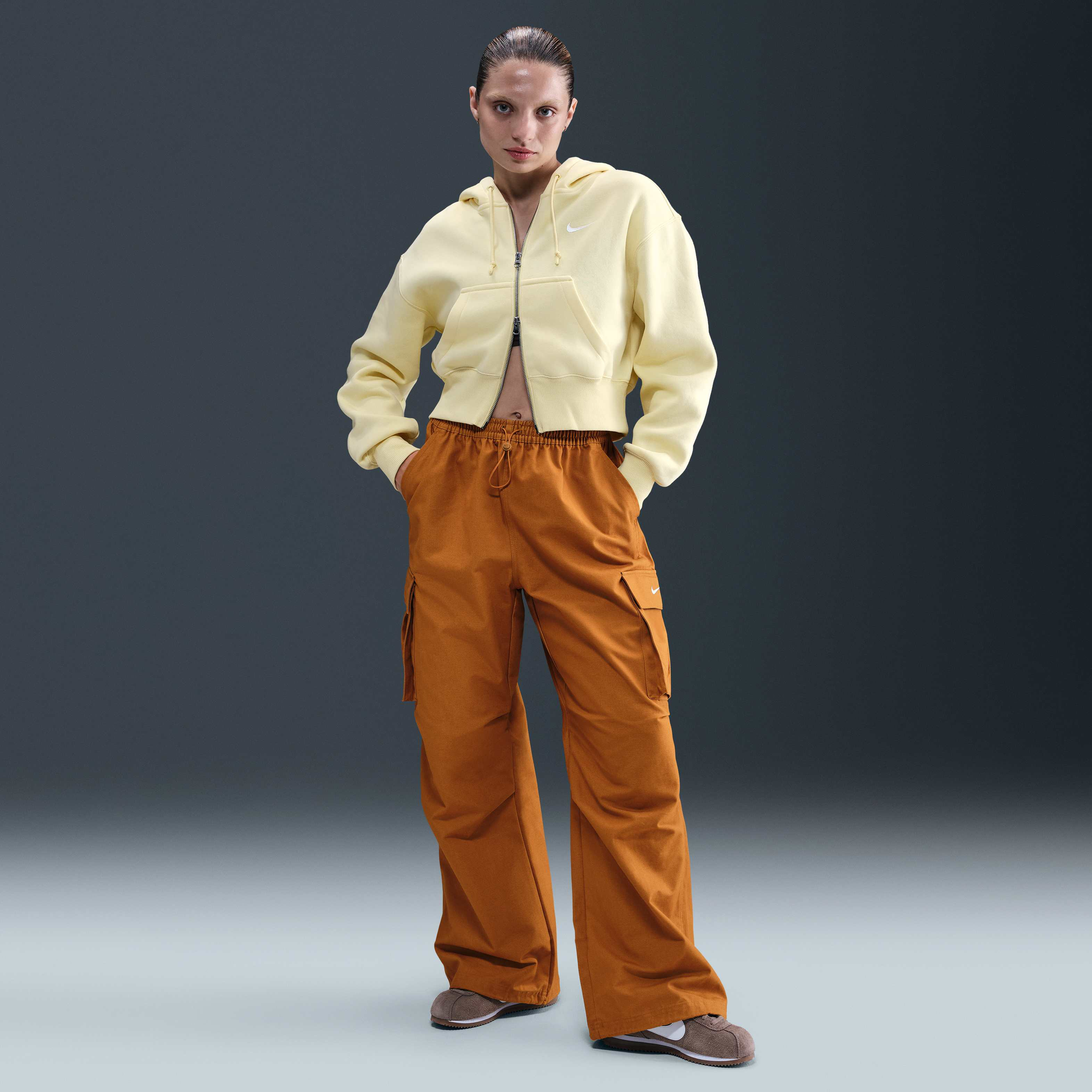 نايكي سبورتسوير image number 0