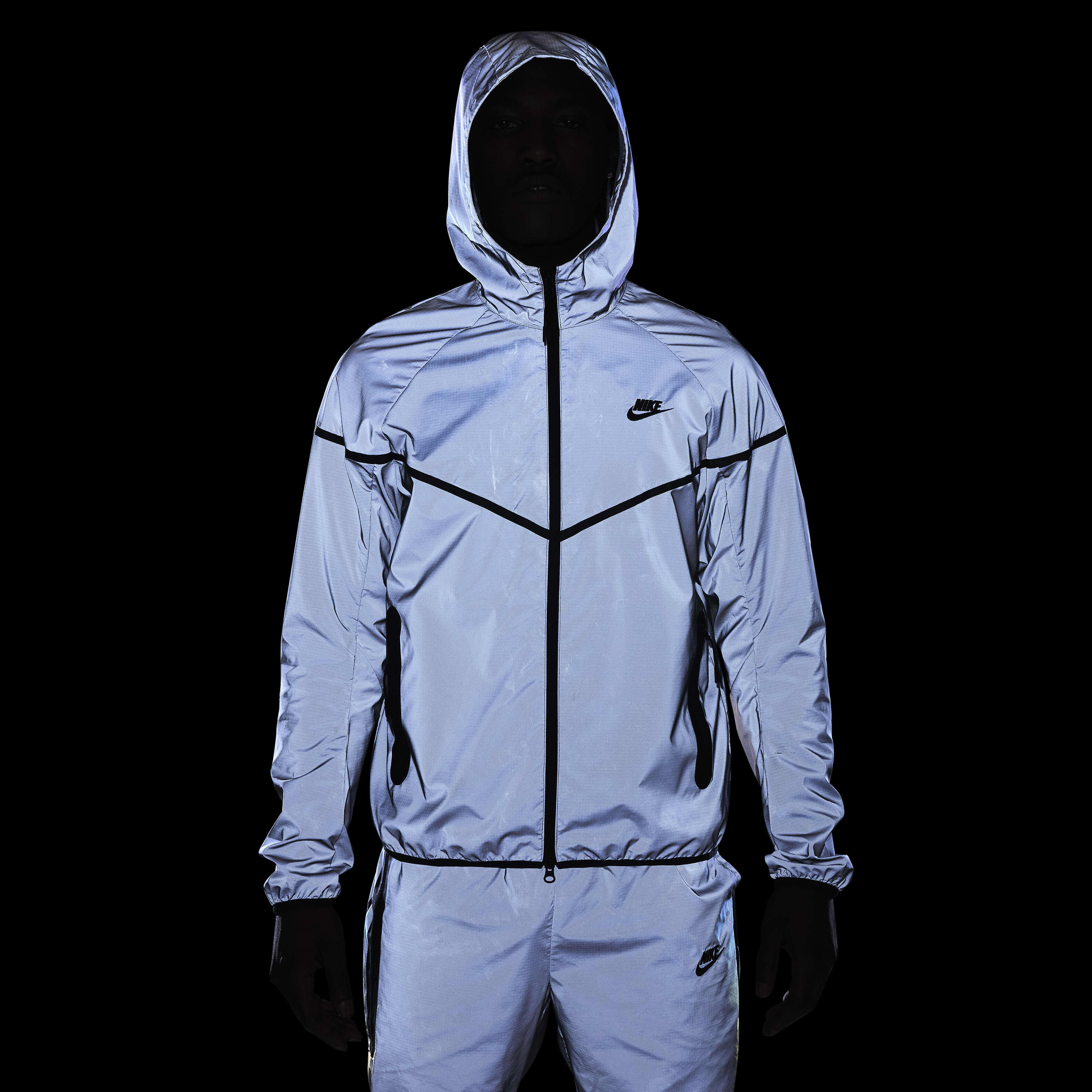 Nike tech fleece windbreaker discount