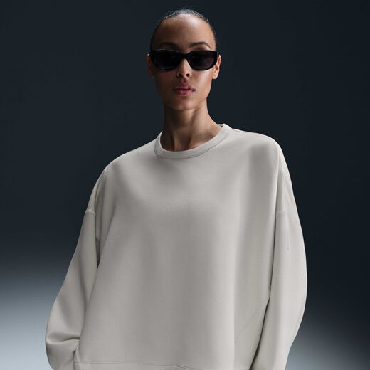 Training & Gym Tops & T-Shirts-Nike, Nike 24.7 ImpossiblySoft, Women's Dri-FIT Oversized Crew-Neck Top