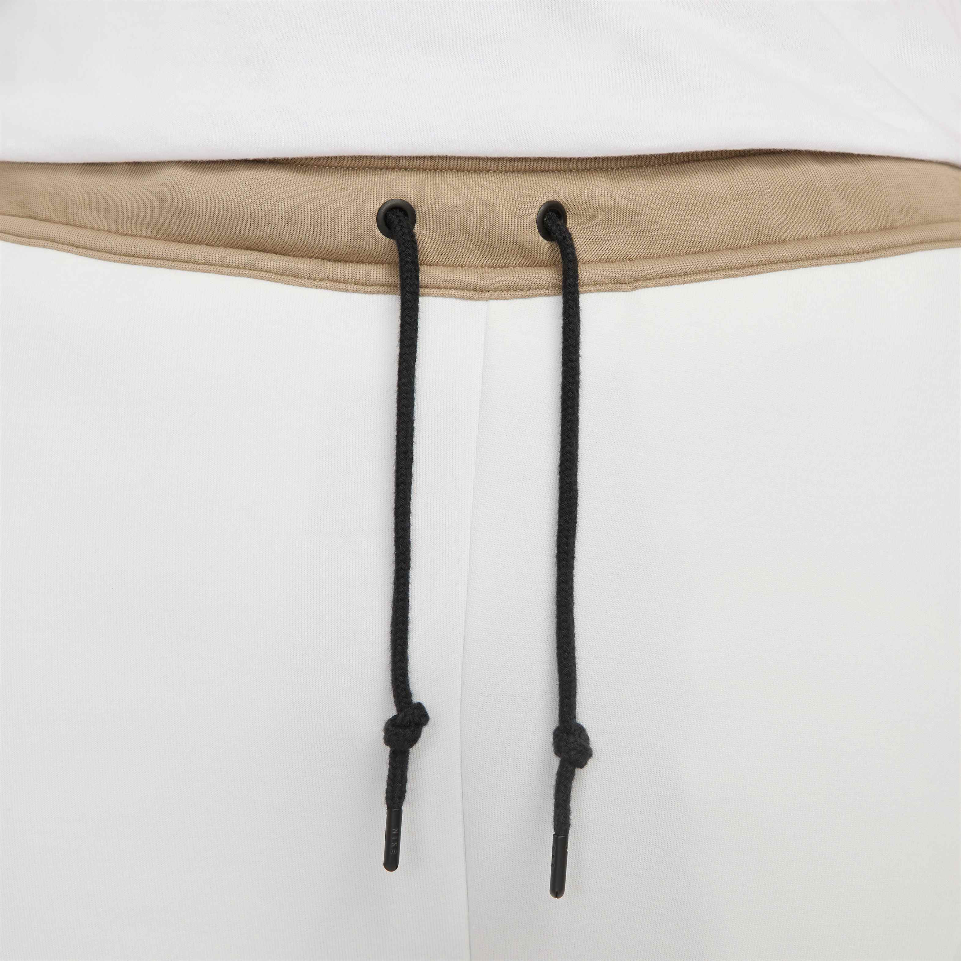 نايكي سبورتسوير تك فليس image number 3