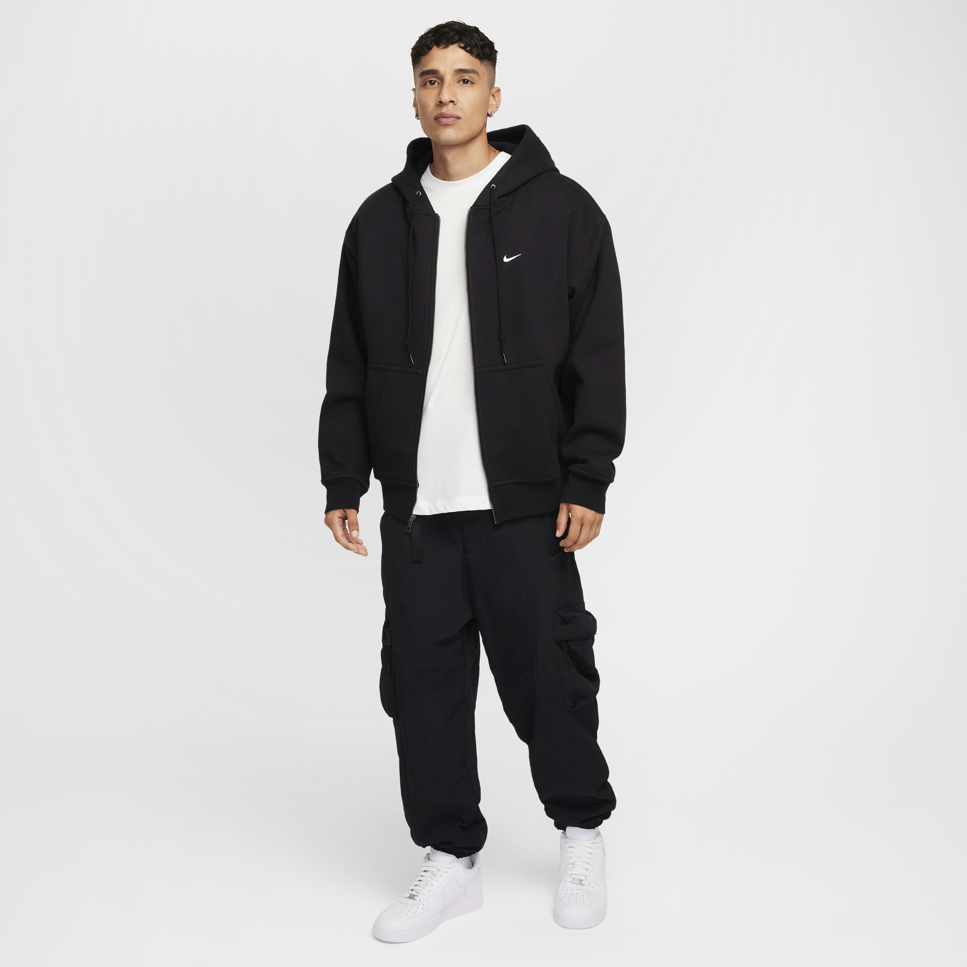 Nike Solo Swoosh image number 6