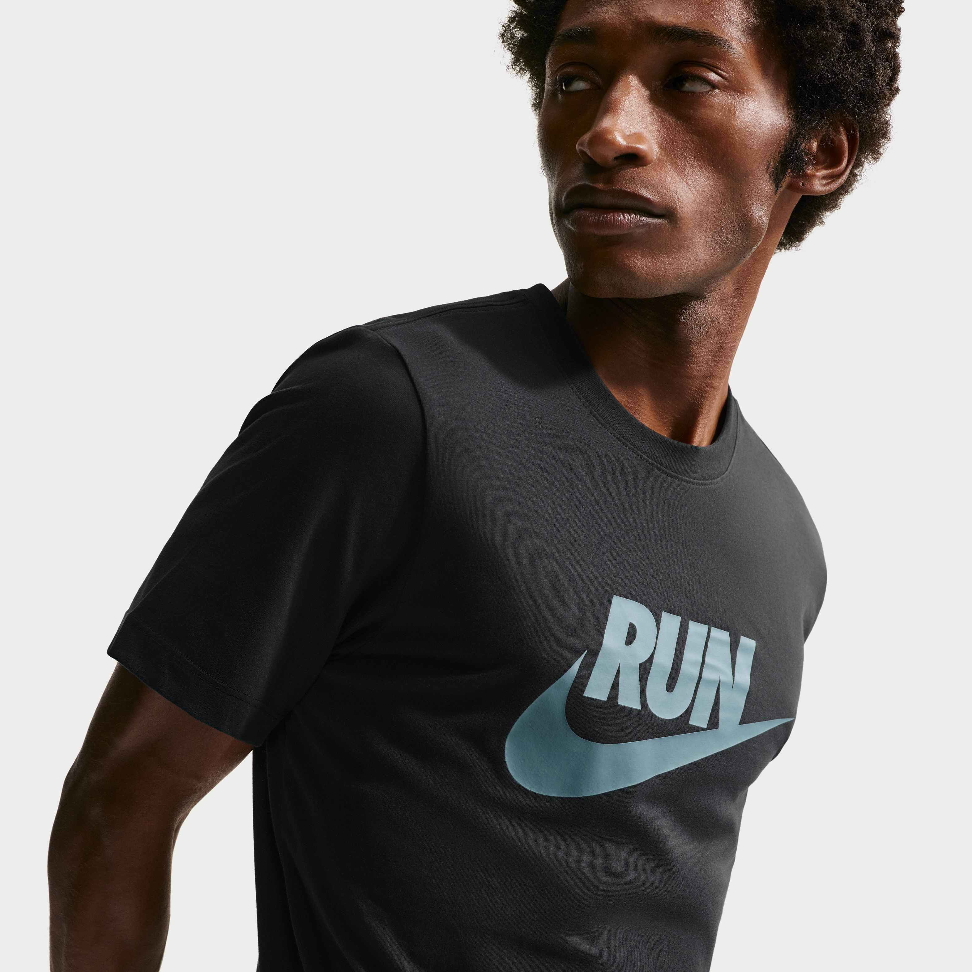 Nike image number 2