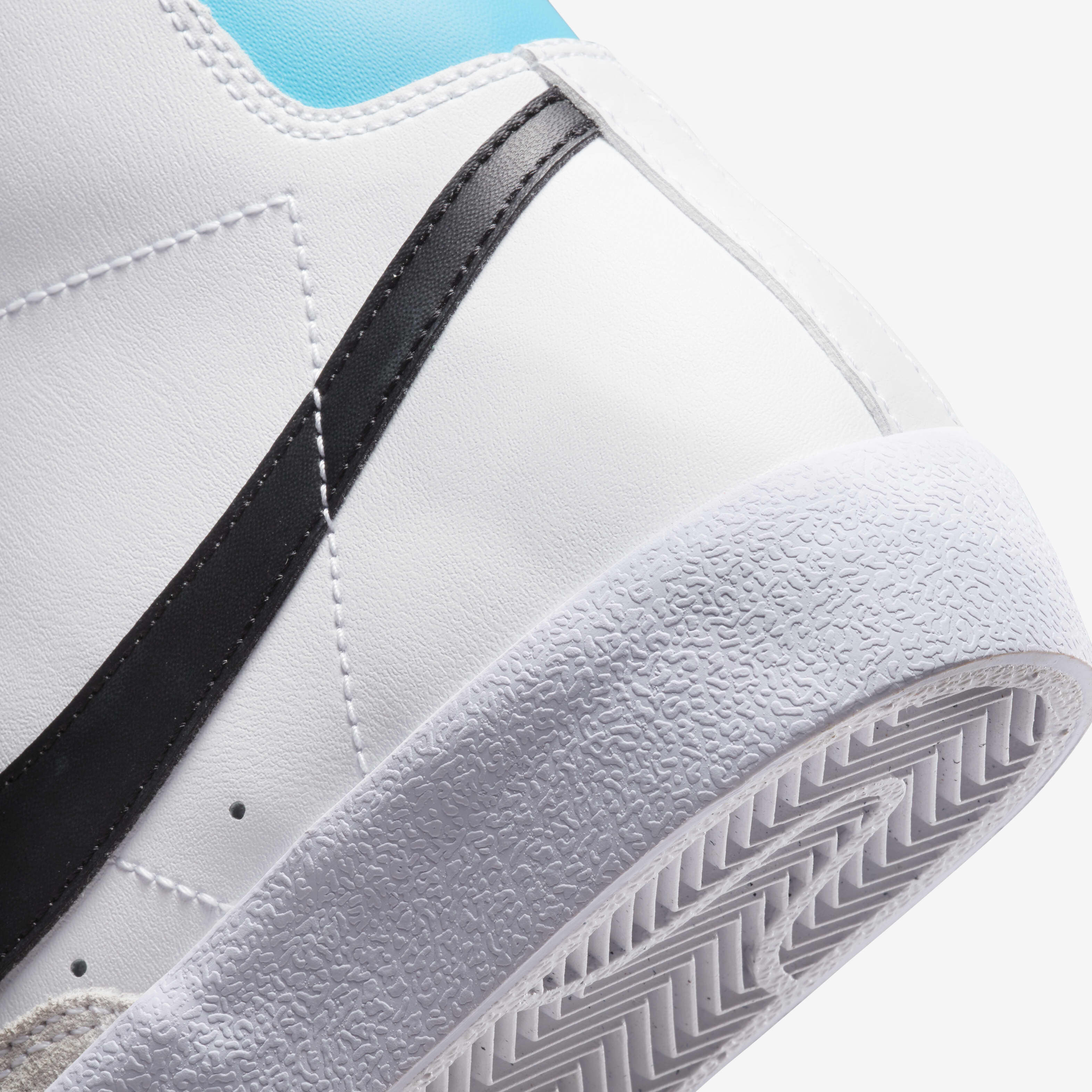 Nike Blazer Mid '77 image number 7