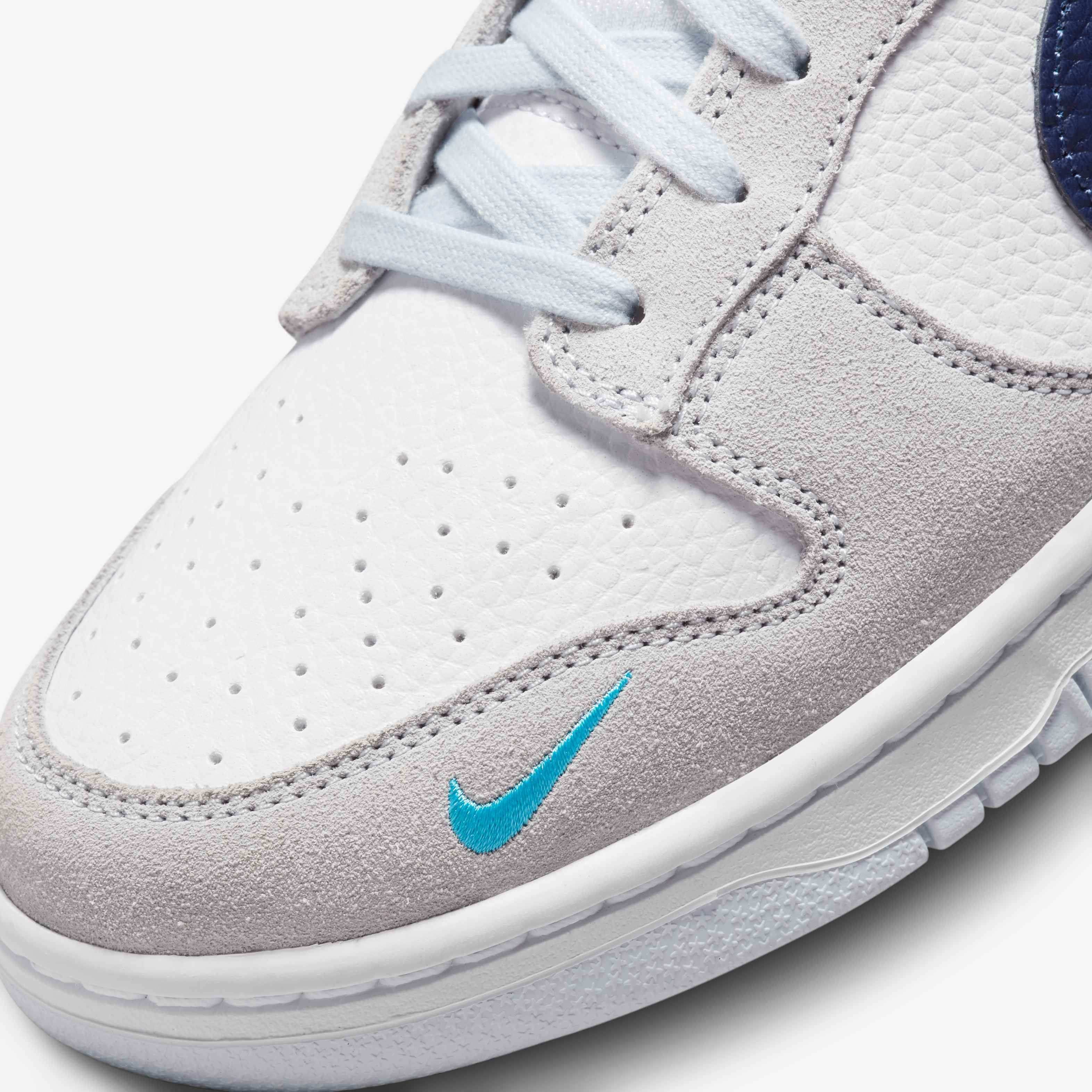 Nike Dunk Low image number 6