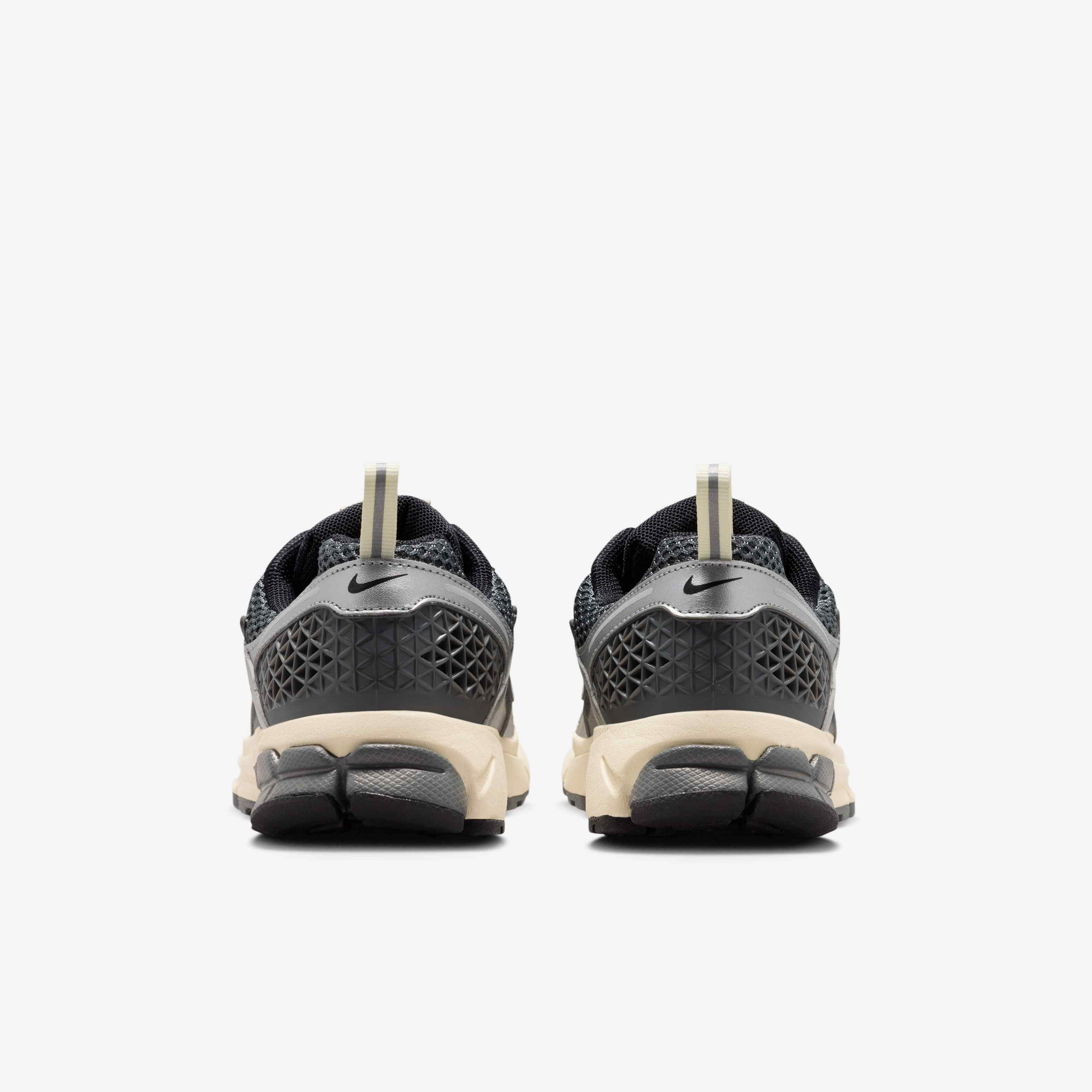 نايكي فوميرو 5 image number 5