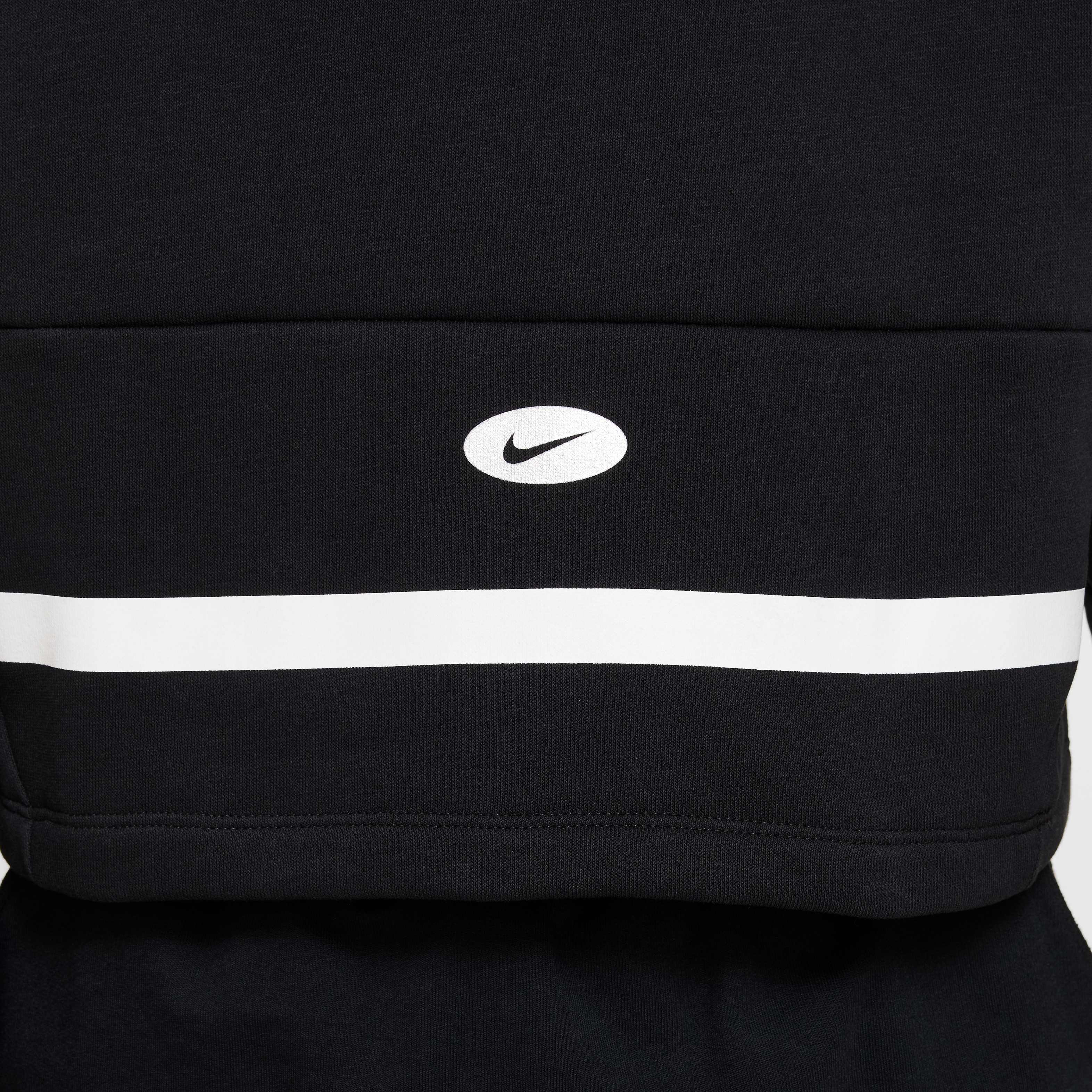 Nike Sportswear Icon Clash image number 3