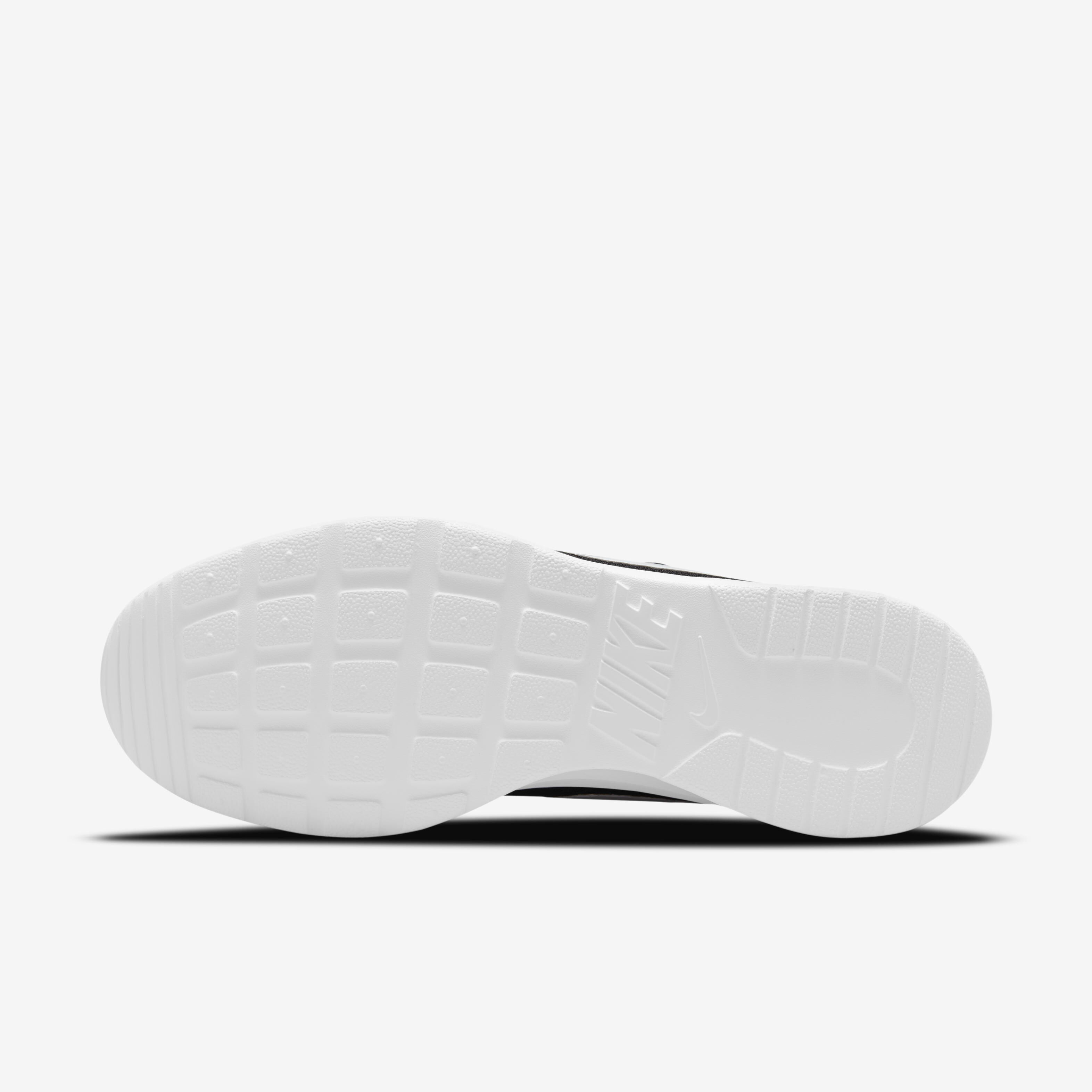 Nike tanjun kw shop