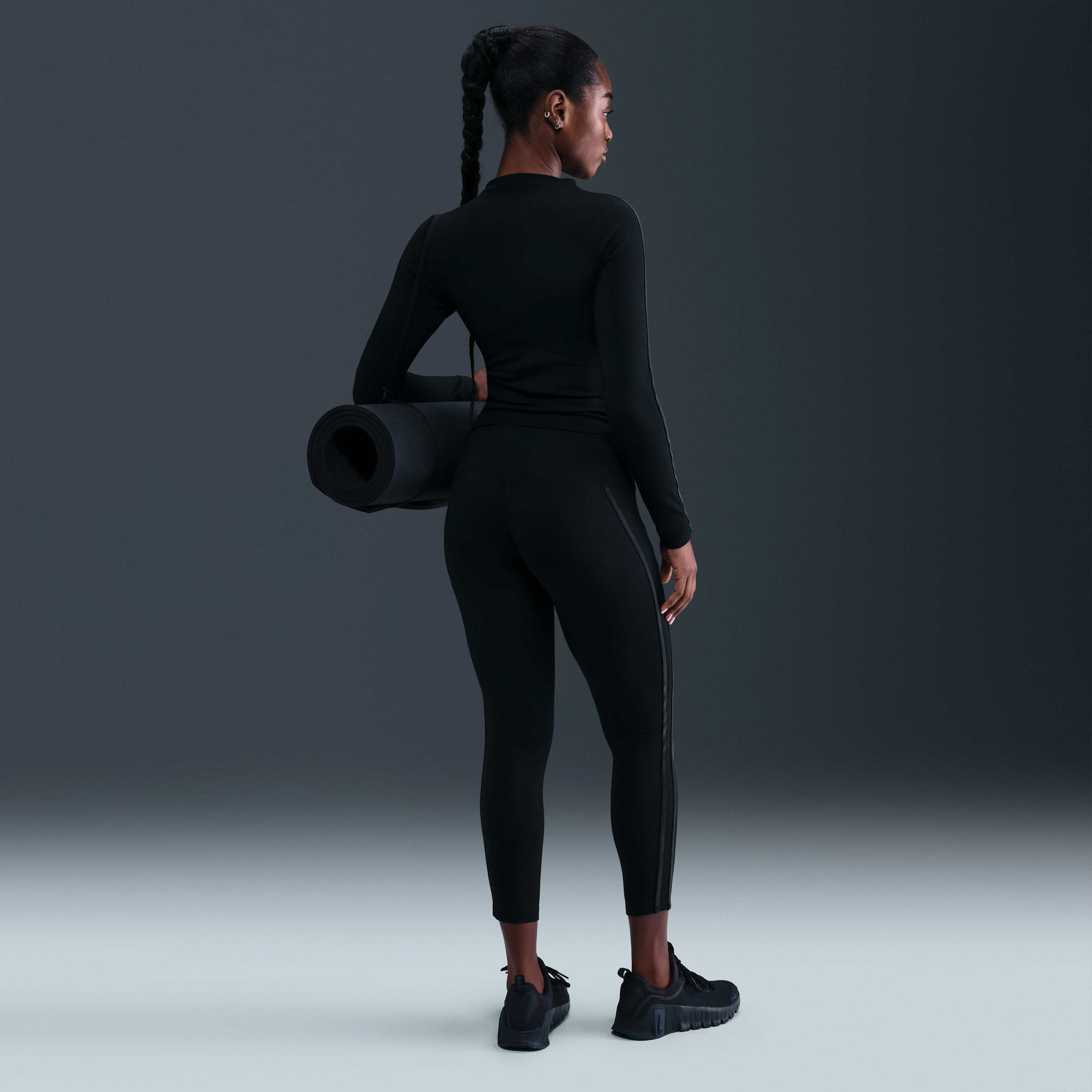 نايكي ون فيتد image number 4