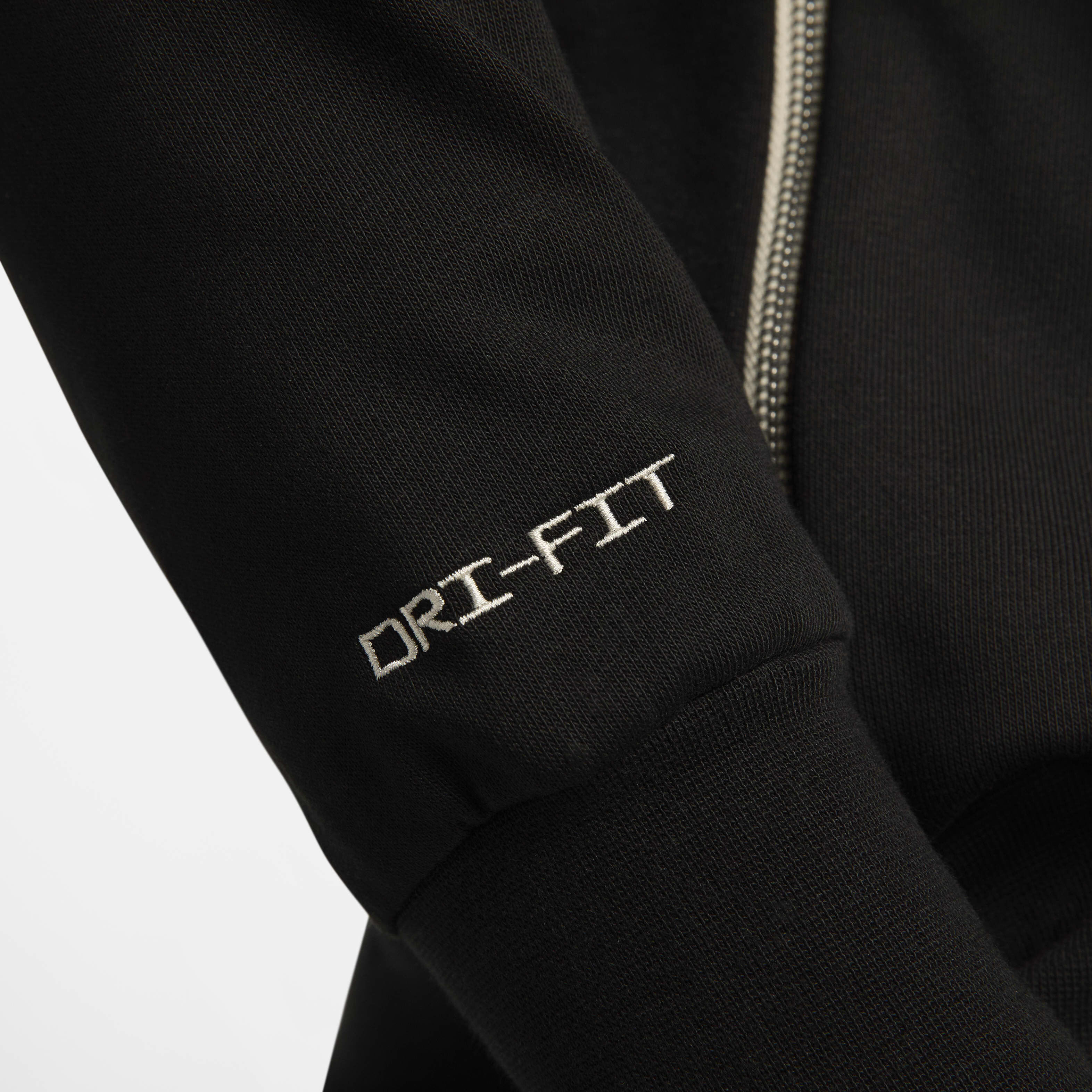 جيانيس ستاندرد ايشيو image number 5