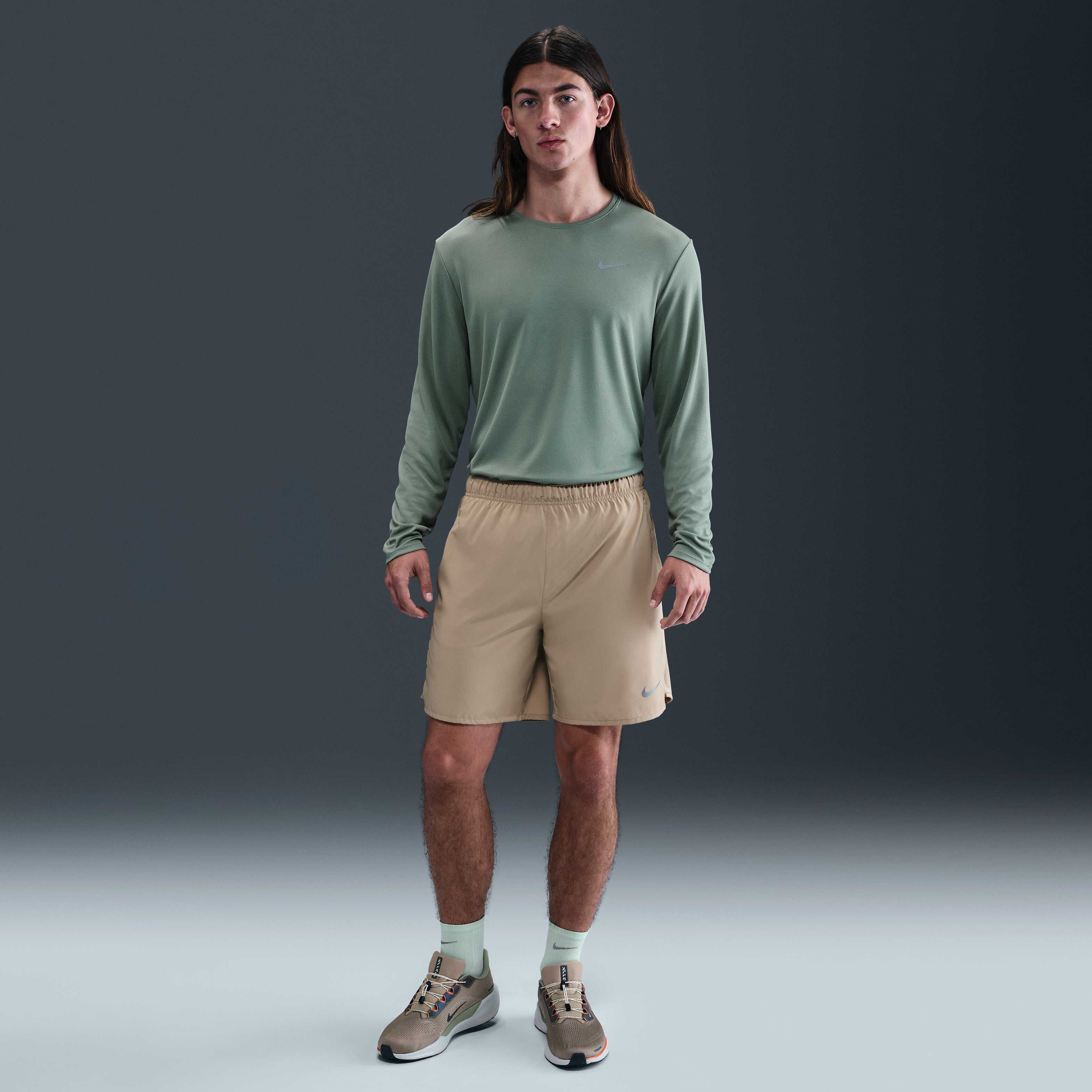 Nike Miler image number 3