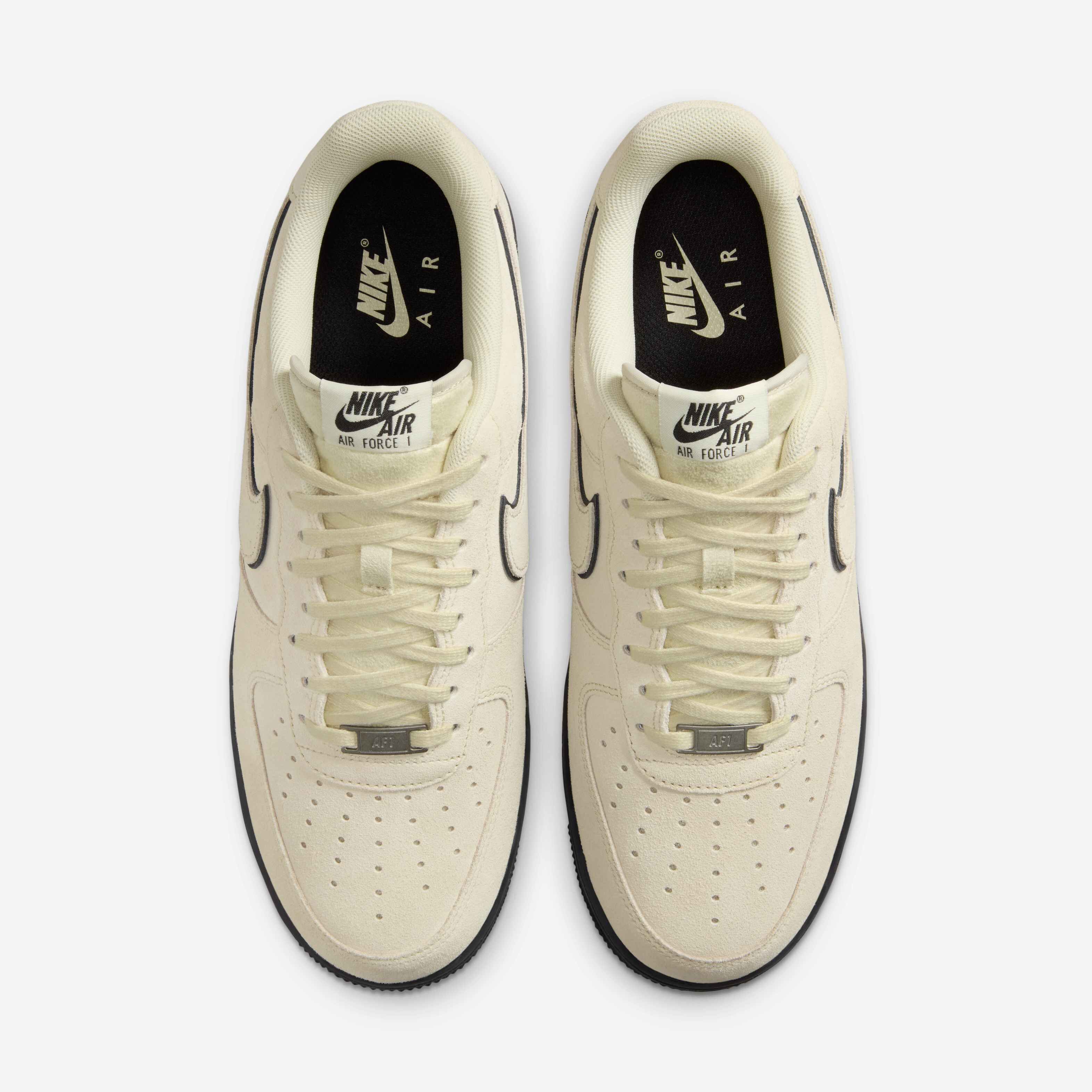 Nike Air Force 1 '07 LV8 image number 3