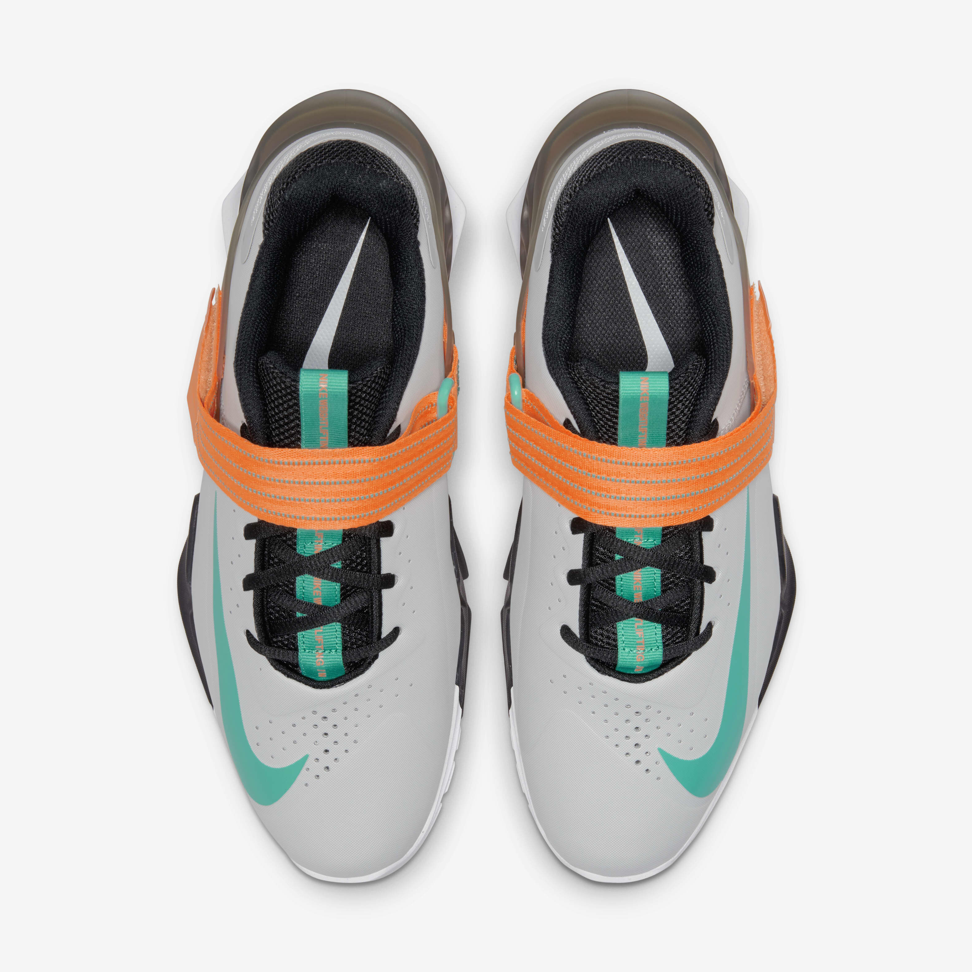 Nike Savaleos image number 3