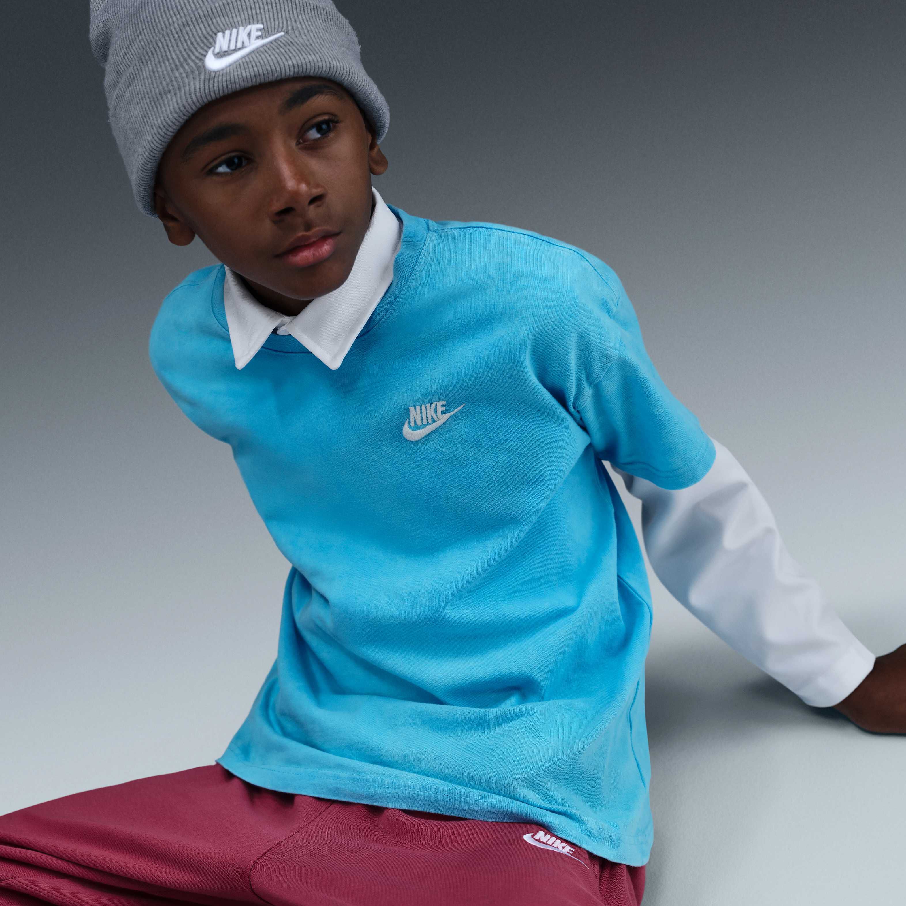 Nike Sportswear Club image number 2