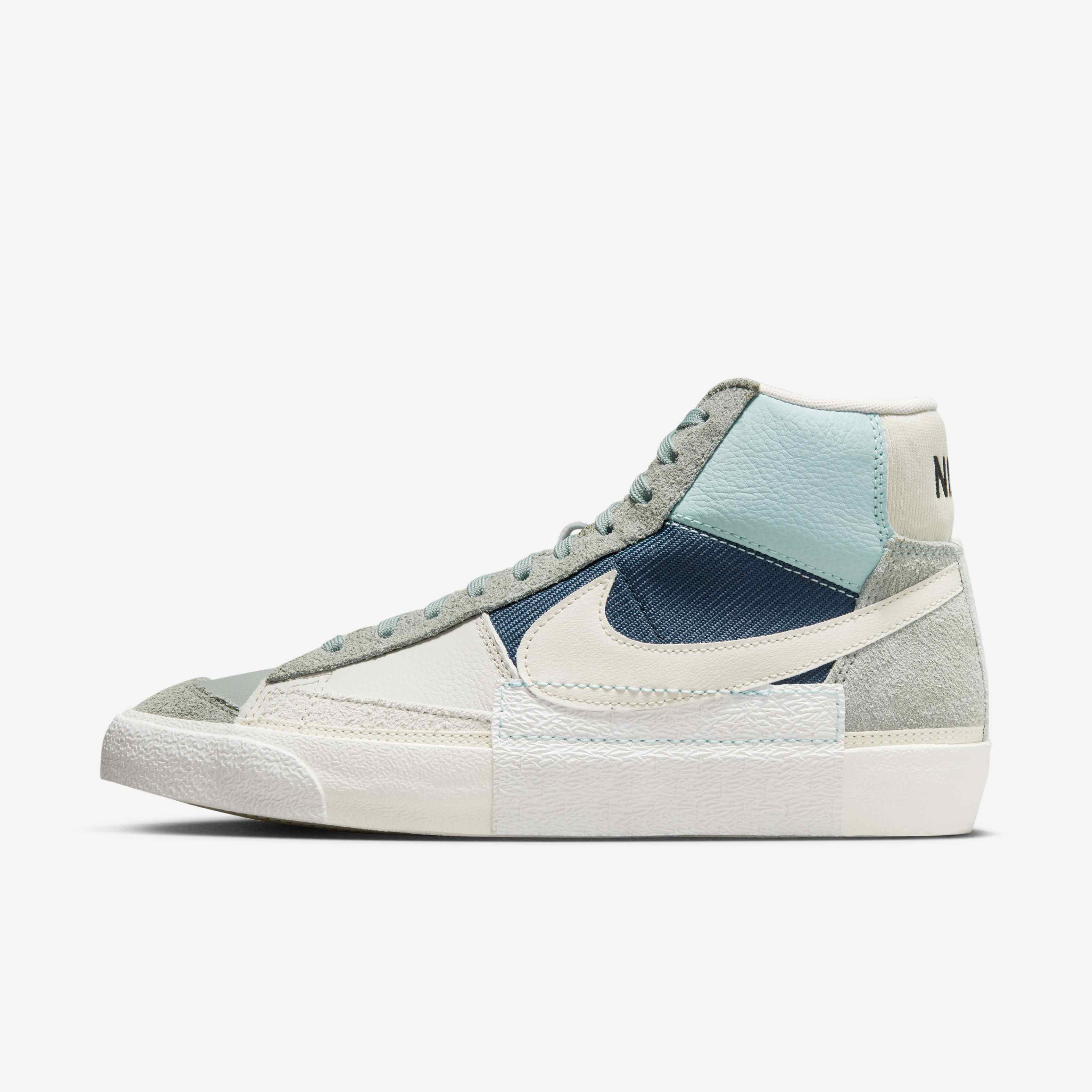 Nike Blazer Mid Pro Club image number 0