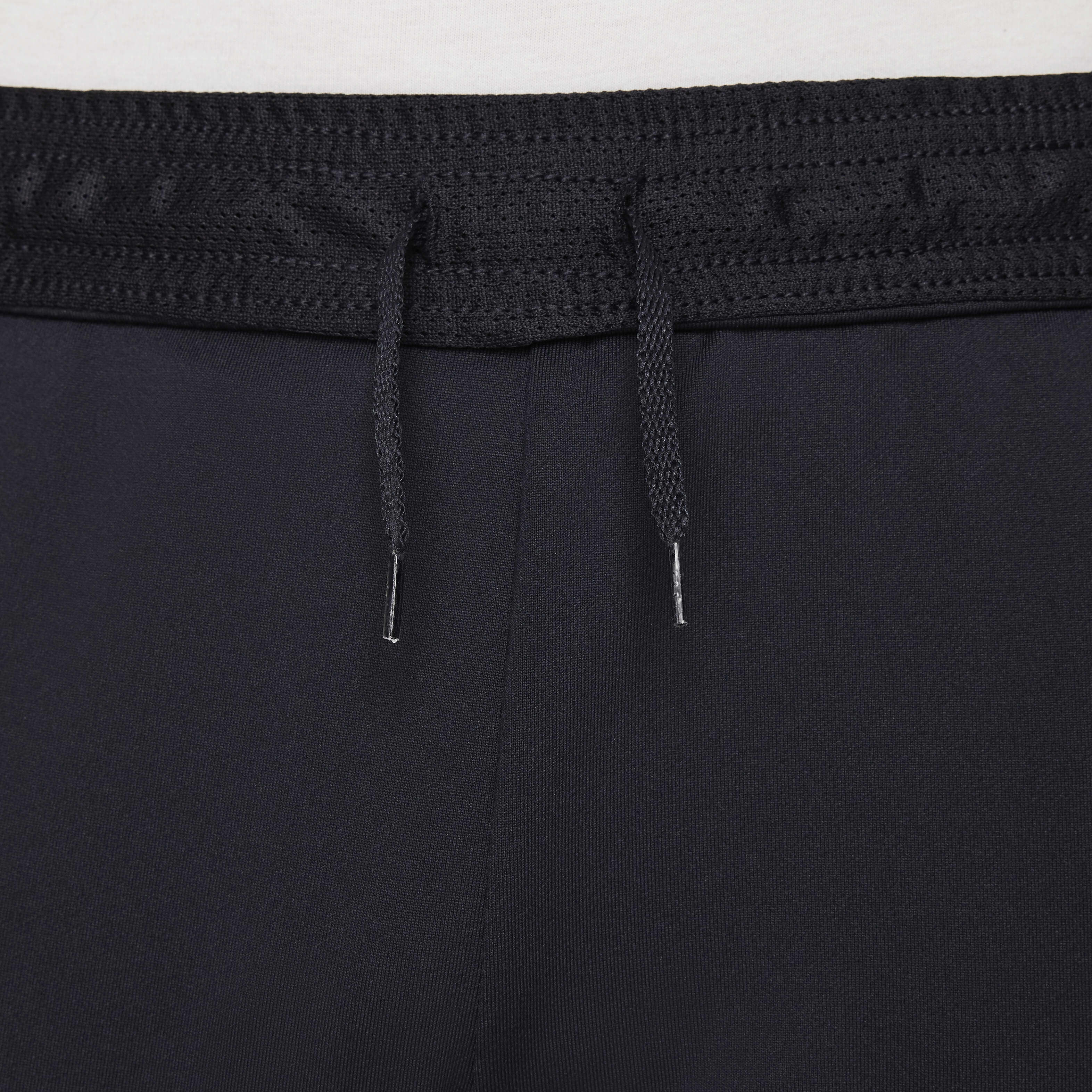 Chelsea F.C. Strike image number 4