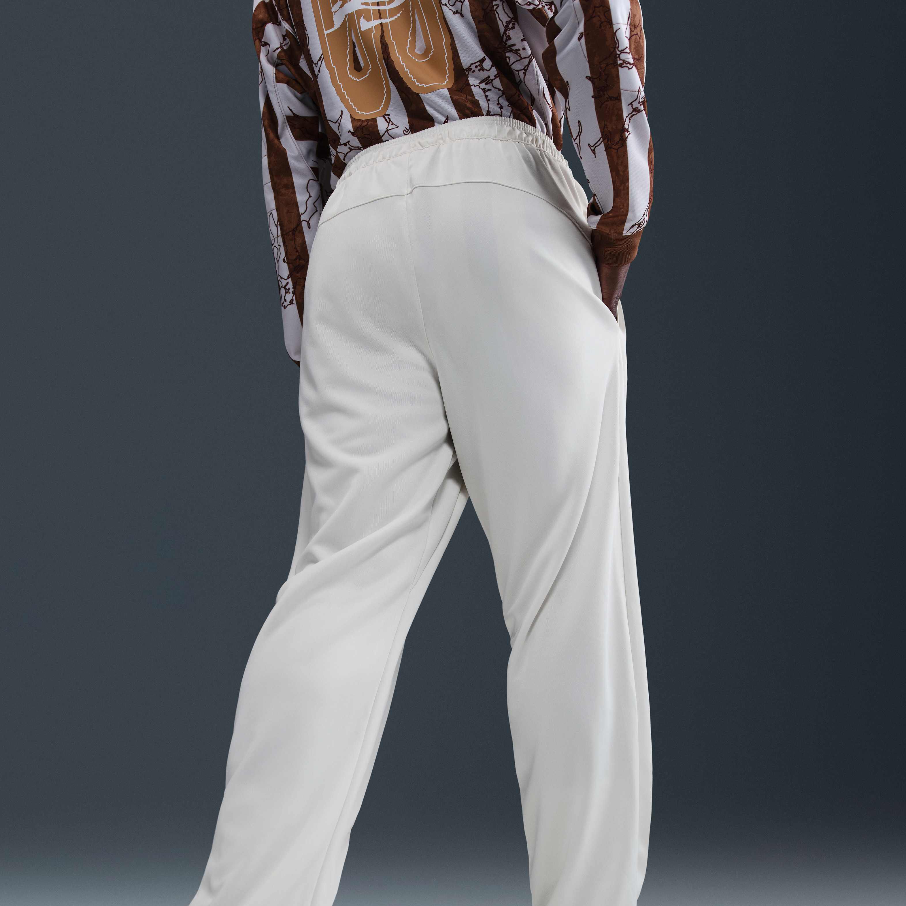 نايكي سبورتسوير اير image number 2