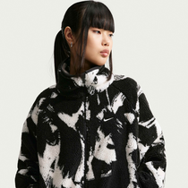 نايكي سبورتسوير