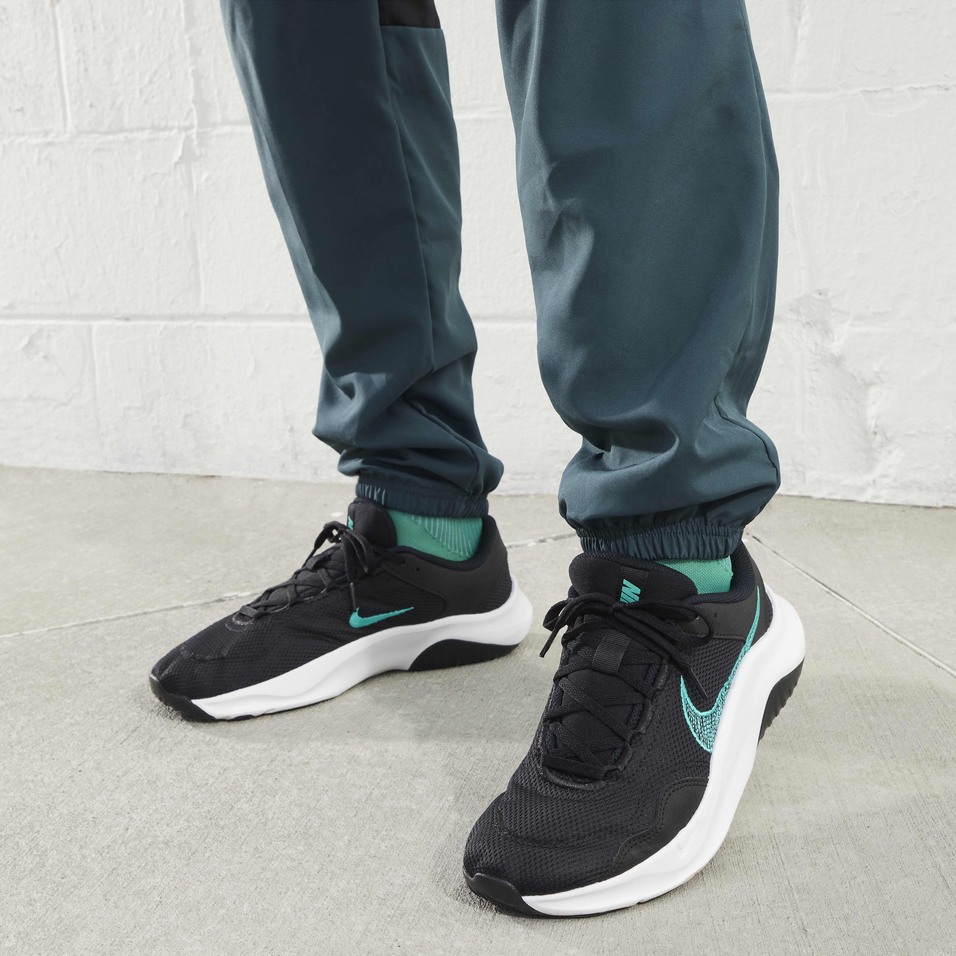 【新品未使用】NIKE legend essential 3 (31cm) Buy Nike Legend Essential 3 Next Nature Men's Workout Shoes