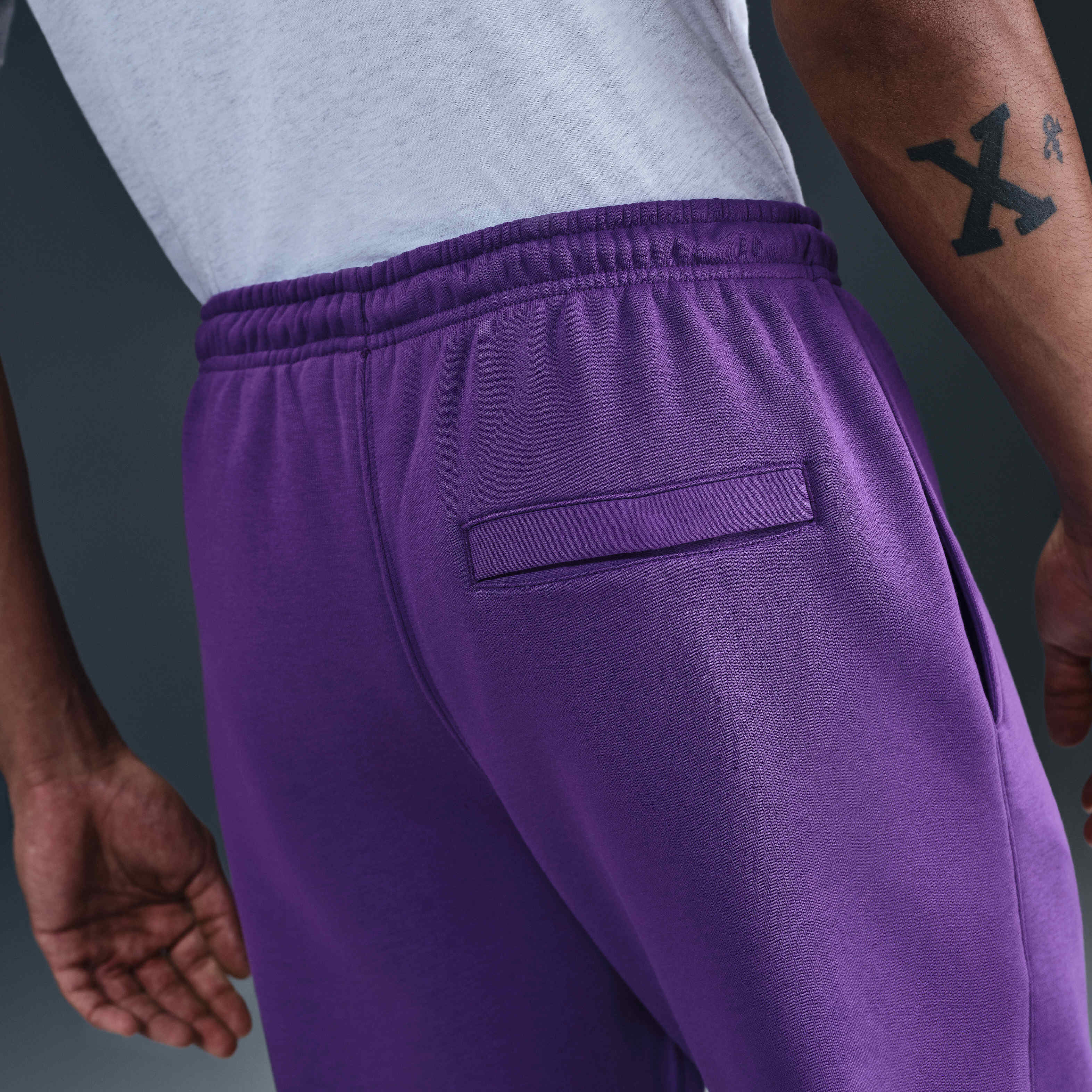 نايكي كلوب image number 2