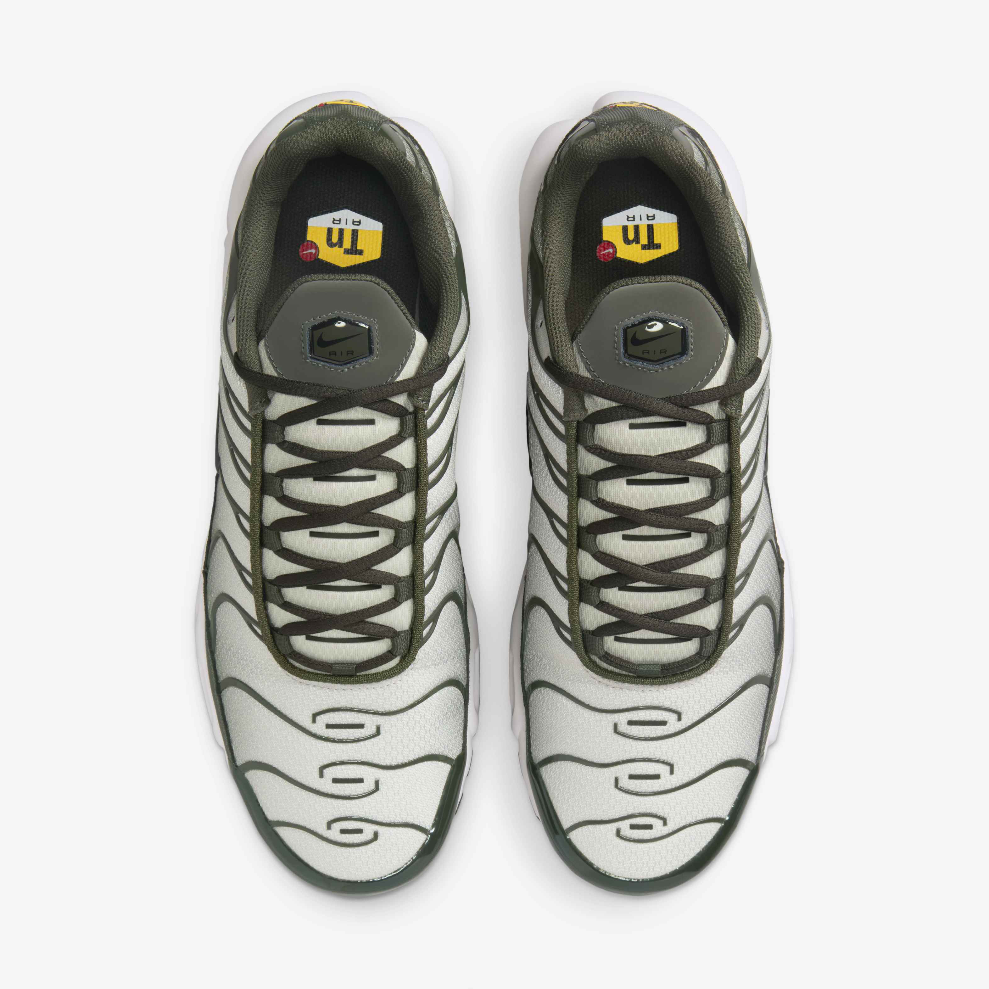 Nike Air Max Plus image number 3