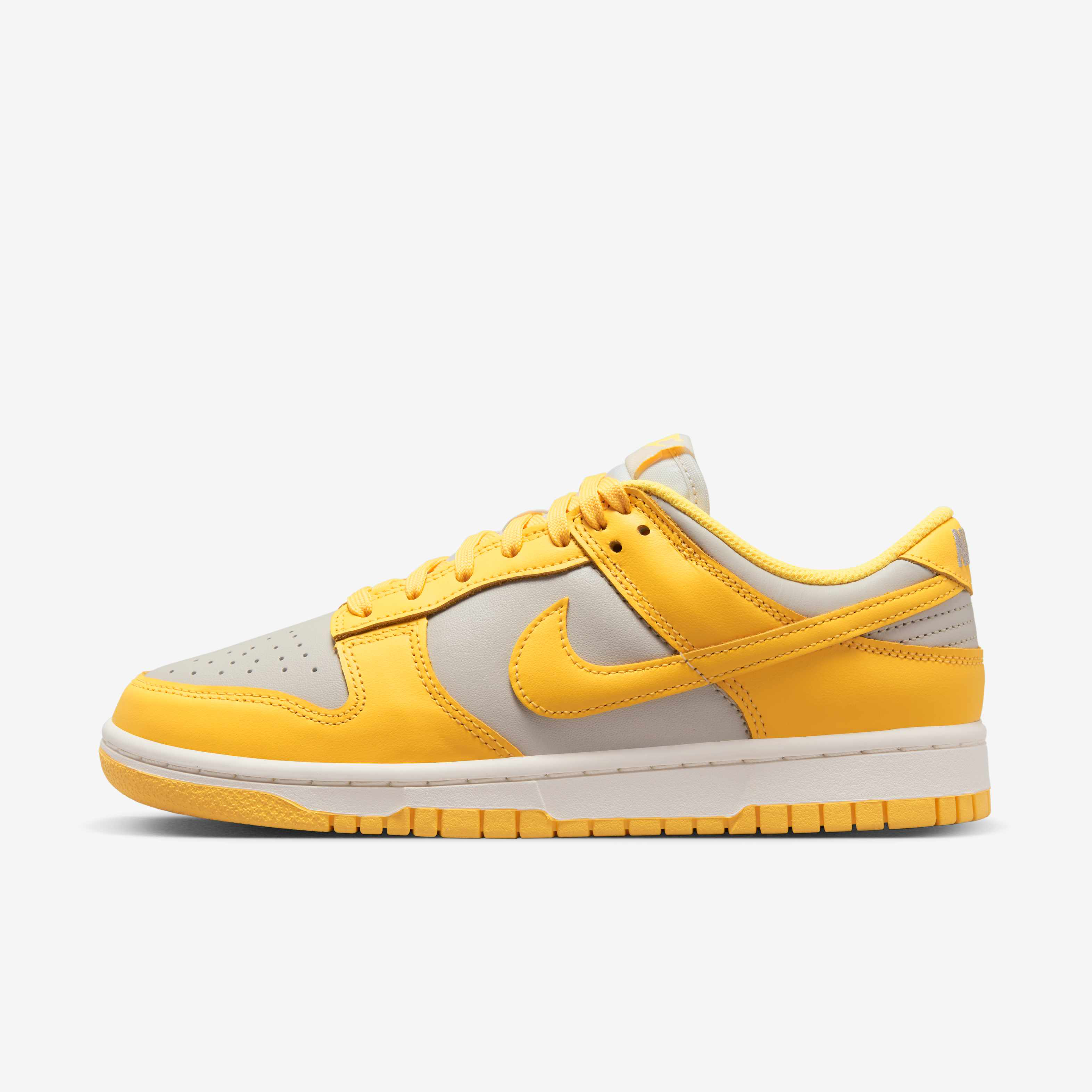 Nike Dunk Low image number 0