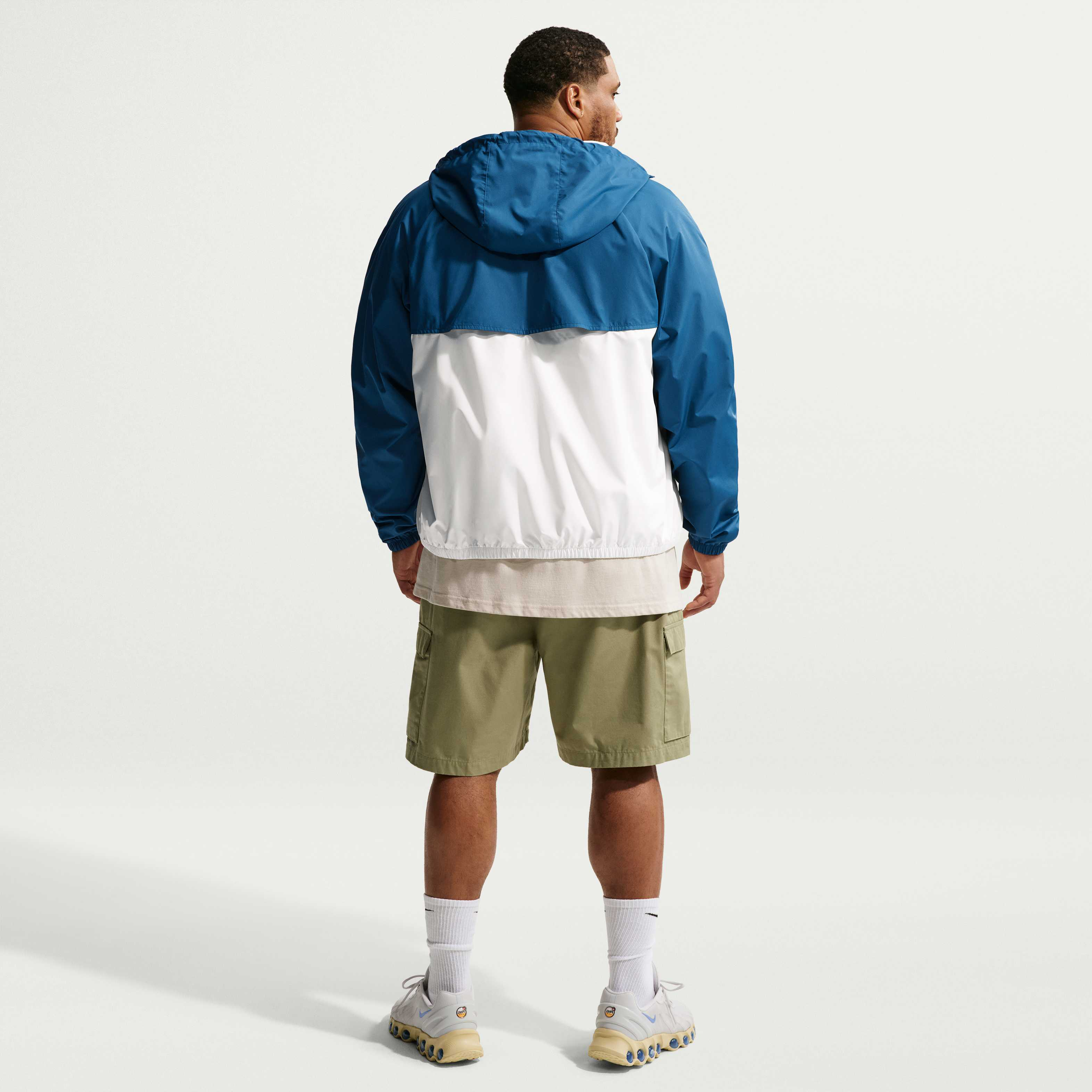 Nike Windrunner image number 10