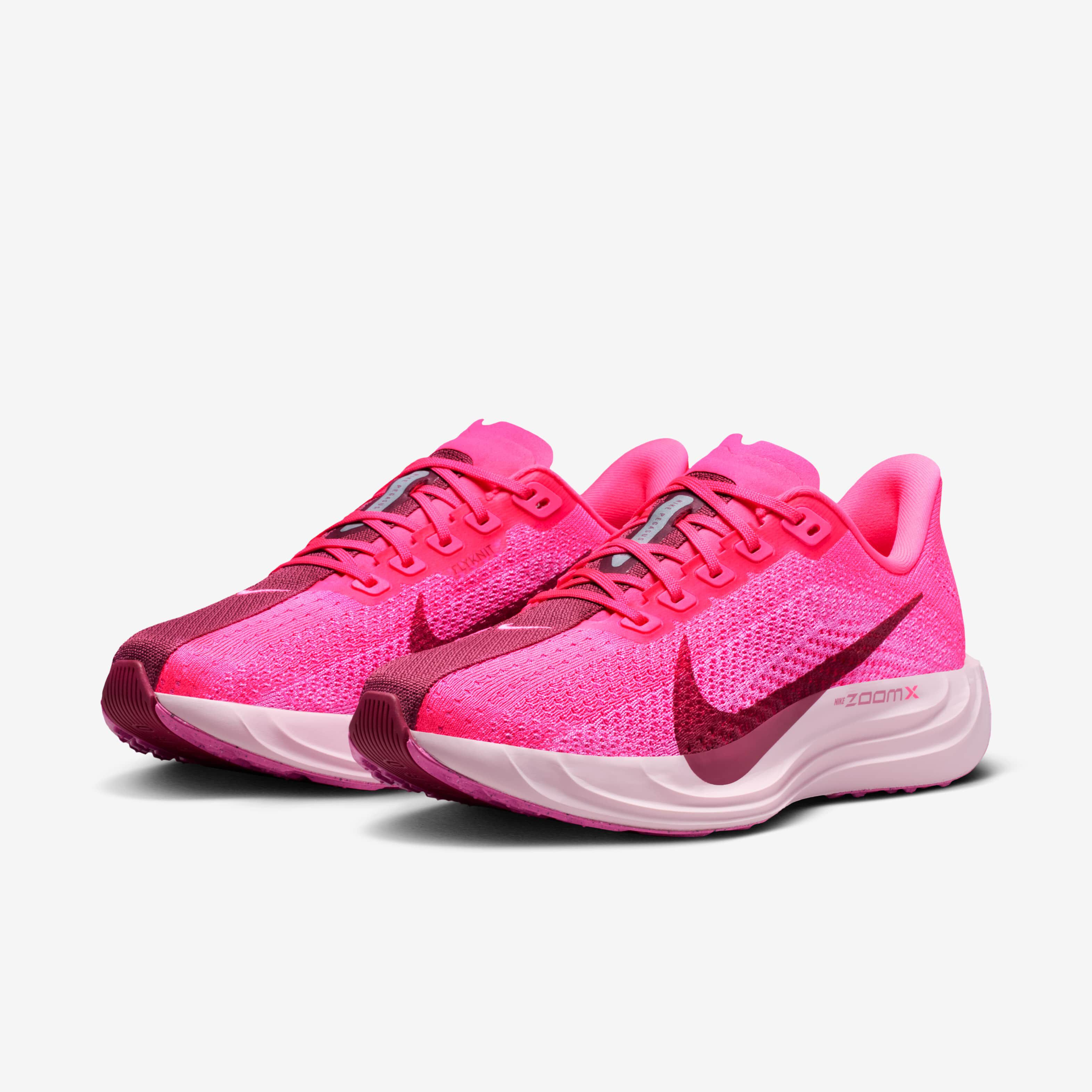 Nike Pegasus Plus image number 4