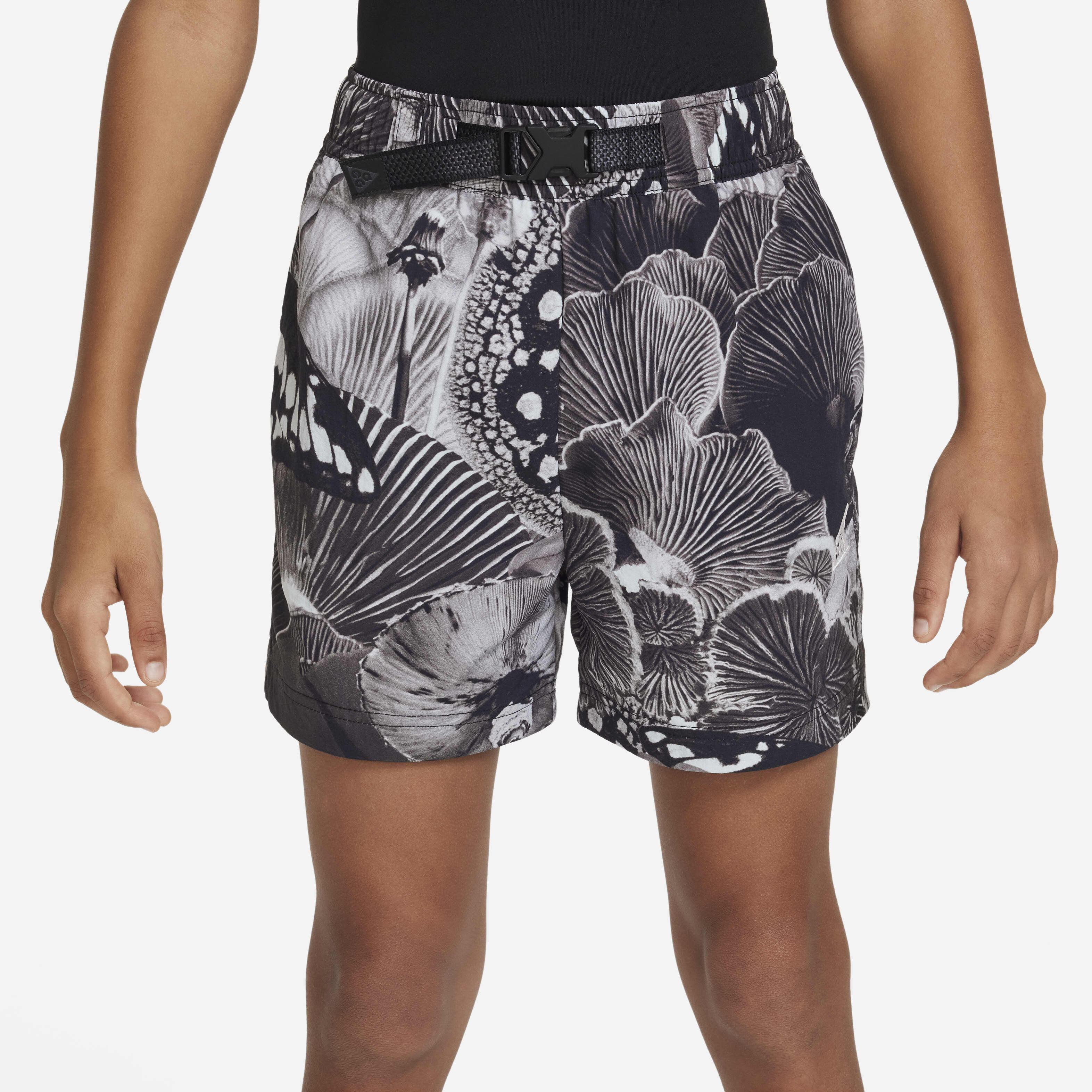 Nike ACG image number 2